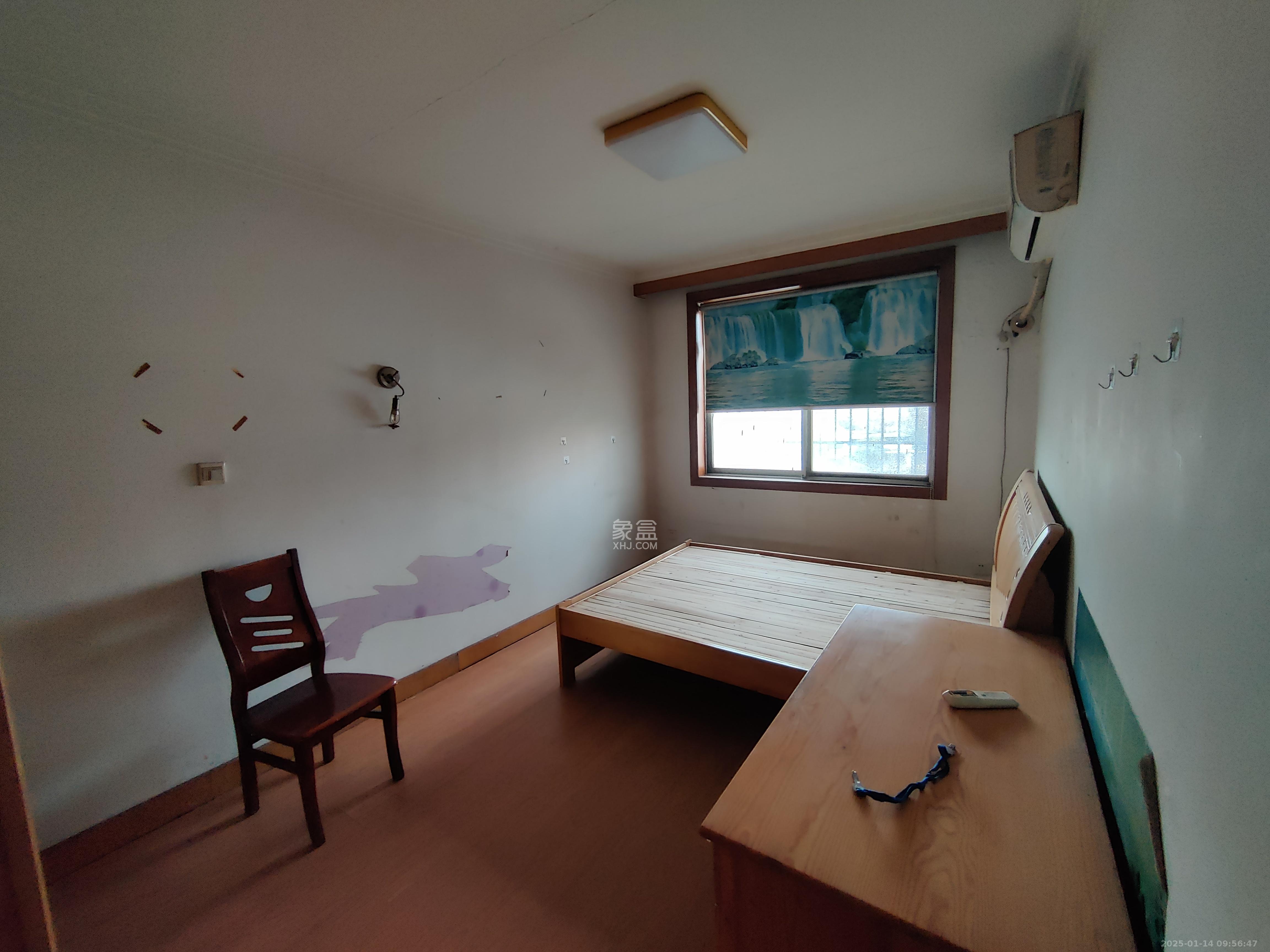 新天小区  3室2厅1卫   1800.00元/月室内图