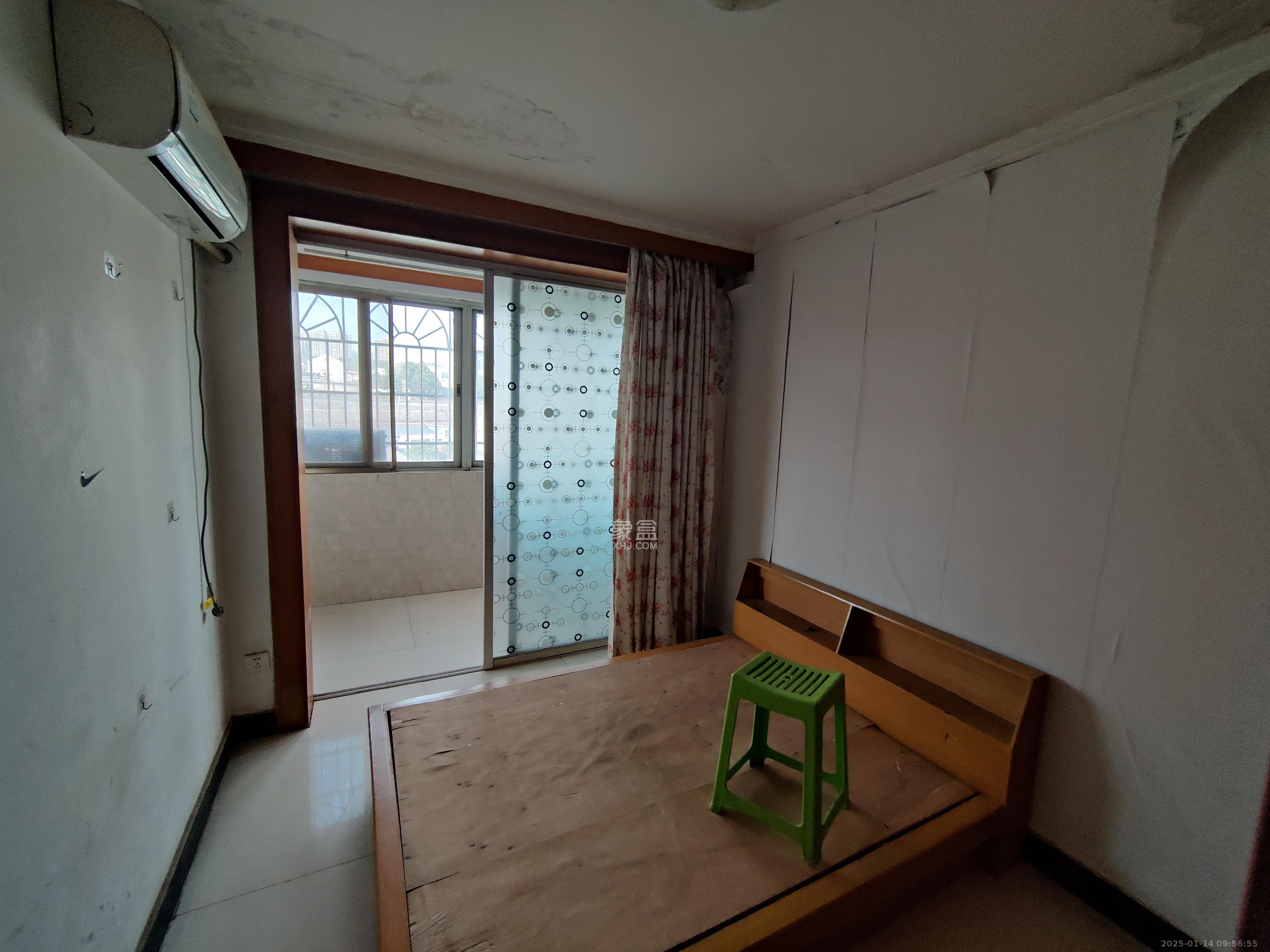 新天小区  3室2厅1卫   1800.00元/月室内图
