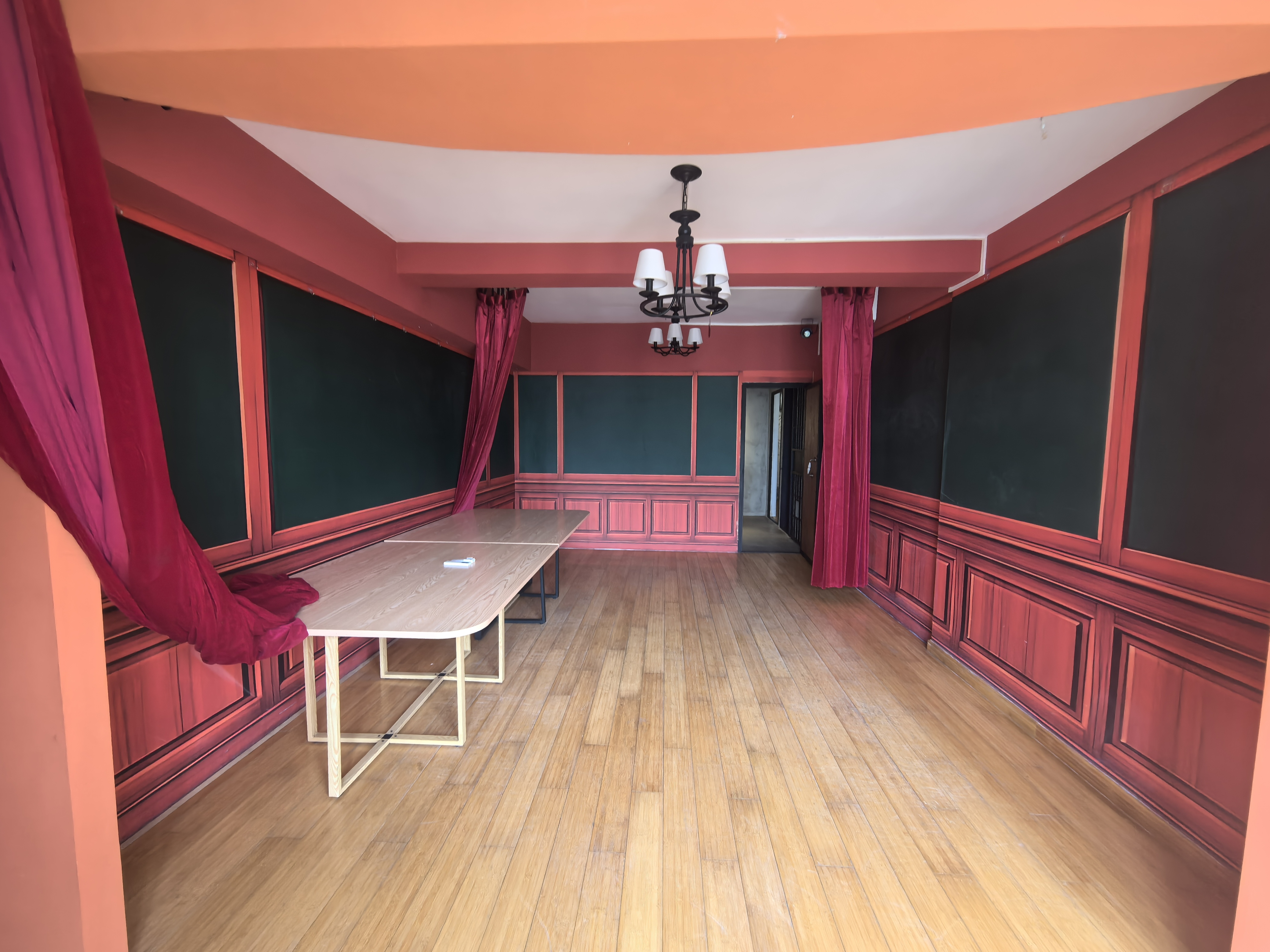 兴力国际大厦 1室1厅1卫 168.0万 兴力国际大厦 1室1厅1卫 168.0万客厅