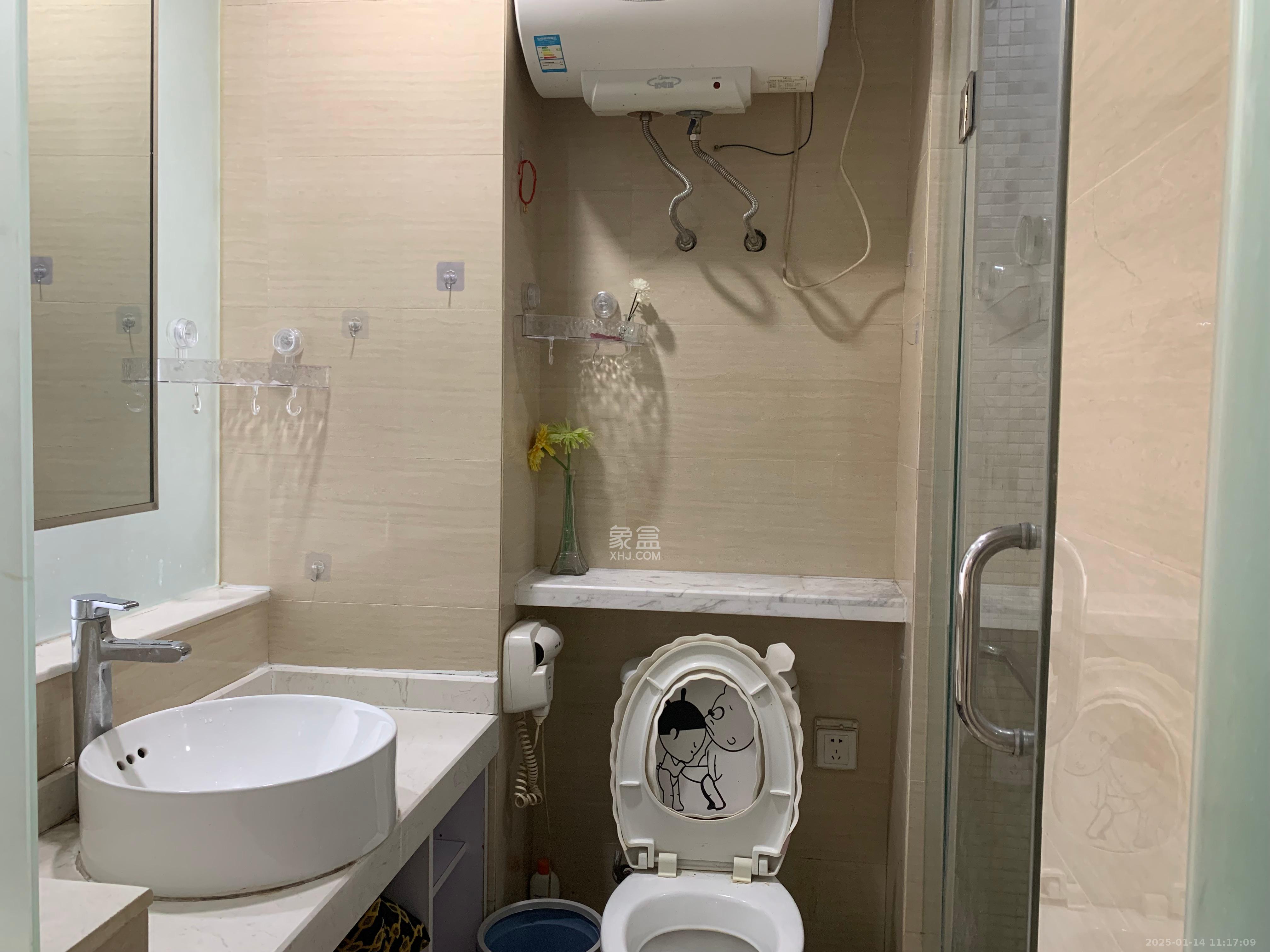 喜盈门范城 1室1厅1卫 1300.0元/月 喜盈门范城 1室1厅1卫 1300.0元/月室内图