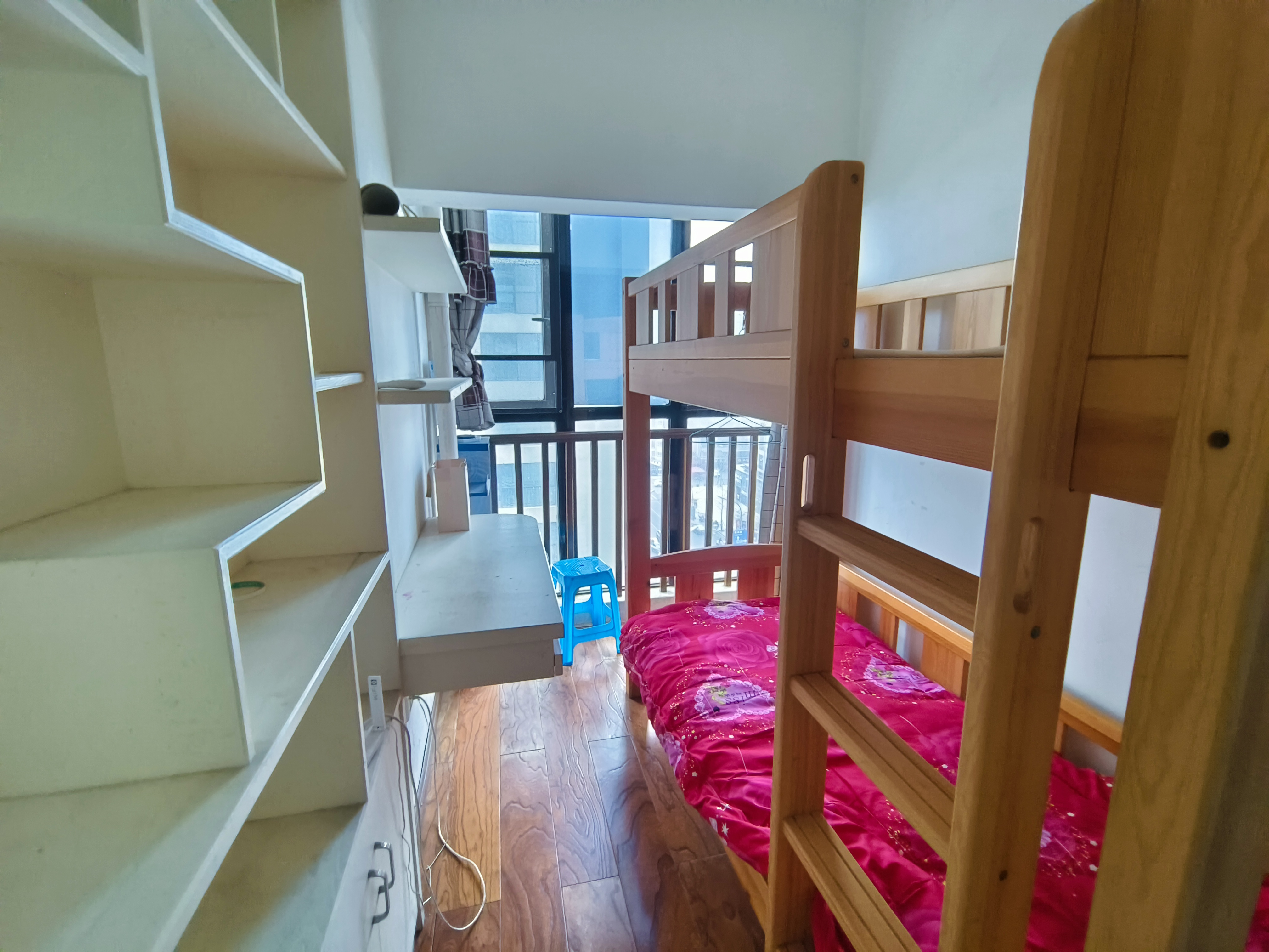 新邦壹品 2室2厅1卫 1900.0元/月 新邦壹品 2室2厅1卫 1900.0元/月室内图