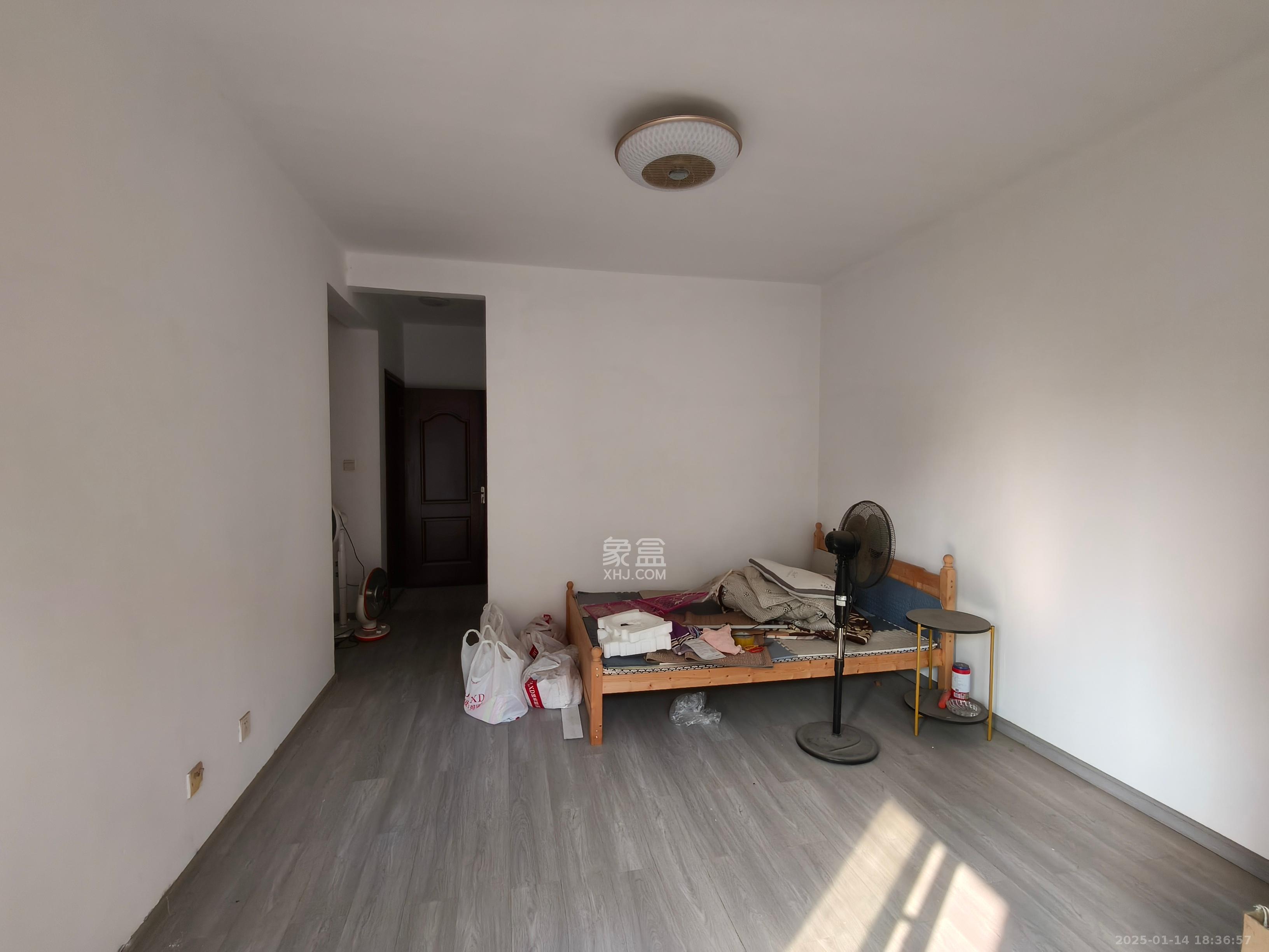 奥林匹克花园  4室2厅2卫   3600.00元/月室内图