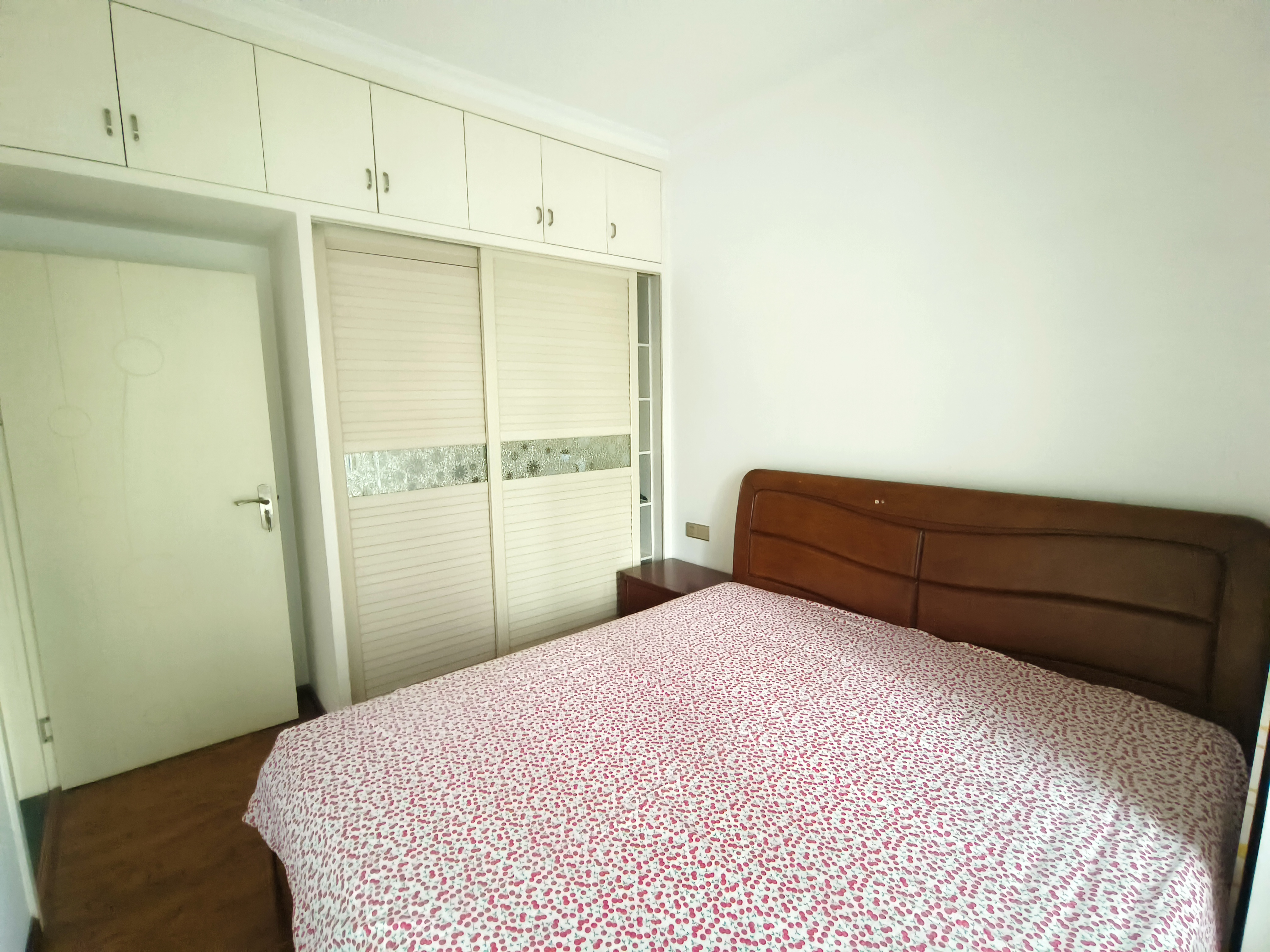 新邦壹品 2室2厅1卫 1900.0元/月 新邦壹品 2室2厅1卫 1900.0元/月室内图