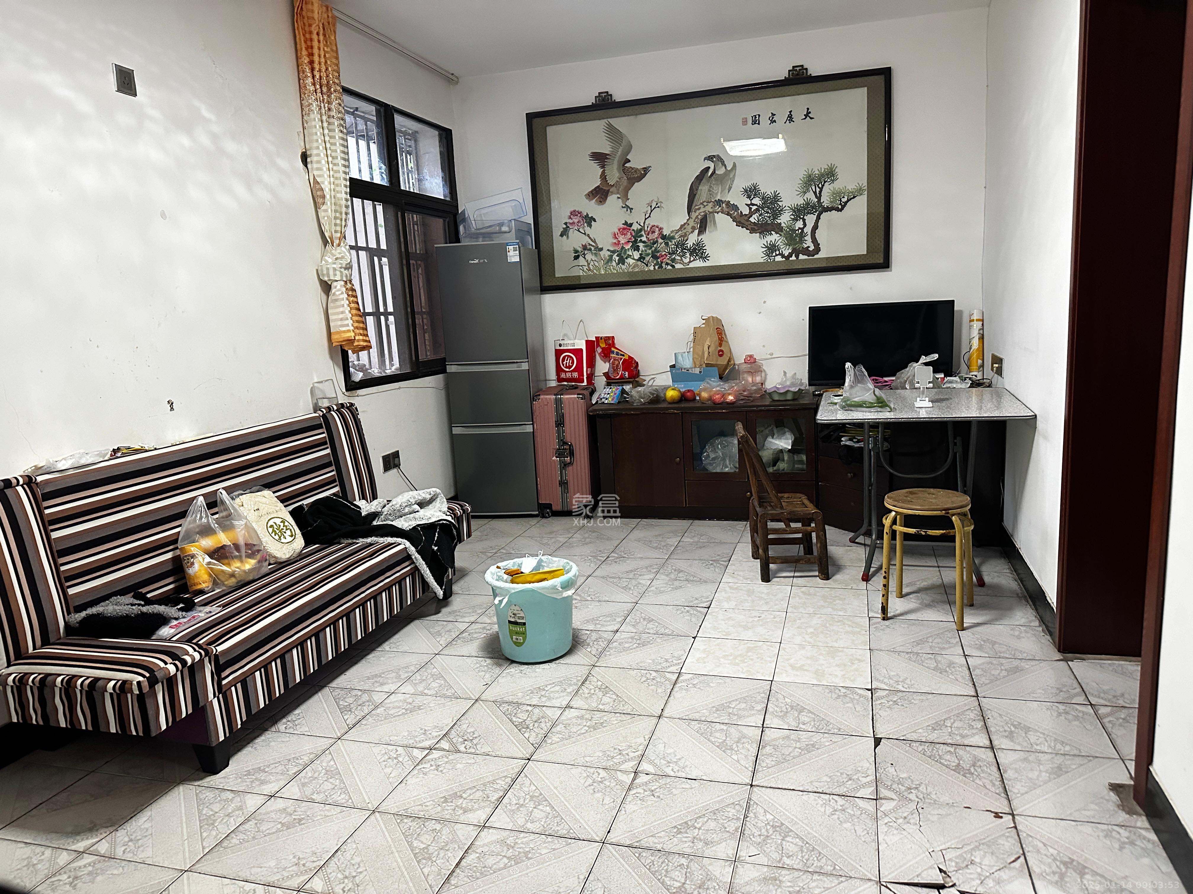 文艺新村 1室0厅0卫 1500.0元/月 文艺新村 1室0厅0卫 1500.0元/月室内图