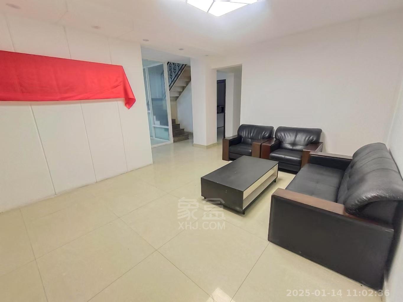 天健华庭 6室1厅2卫 2300.0元/月 天健华庭 6室1厅2卫 2300.0元/月室内图