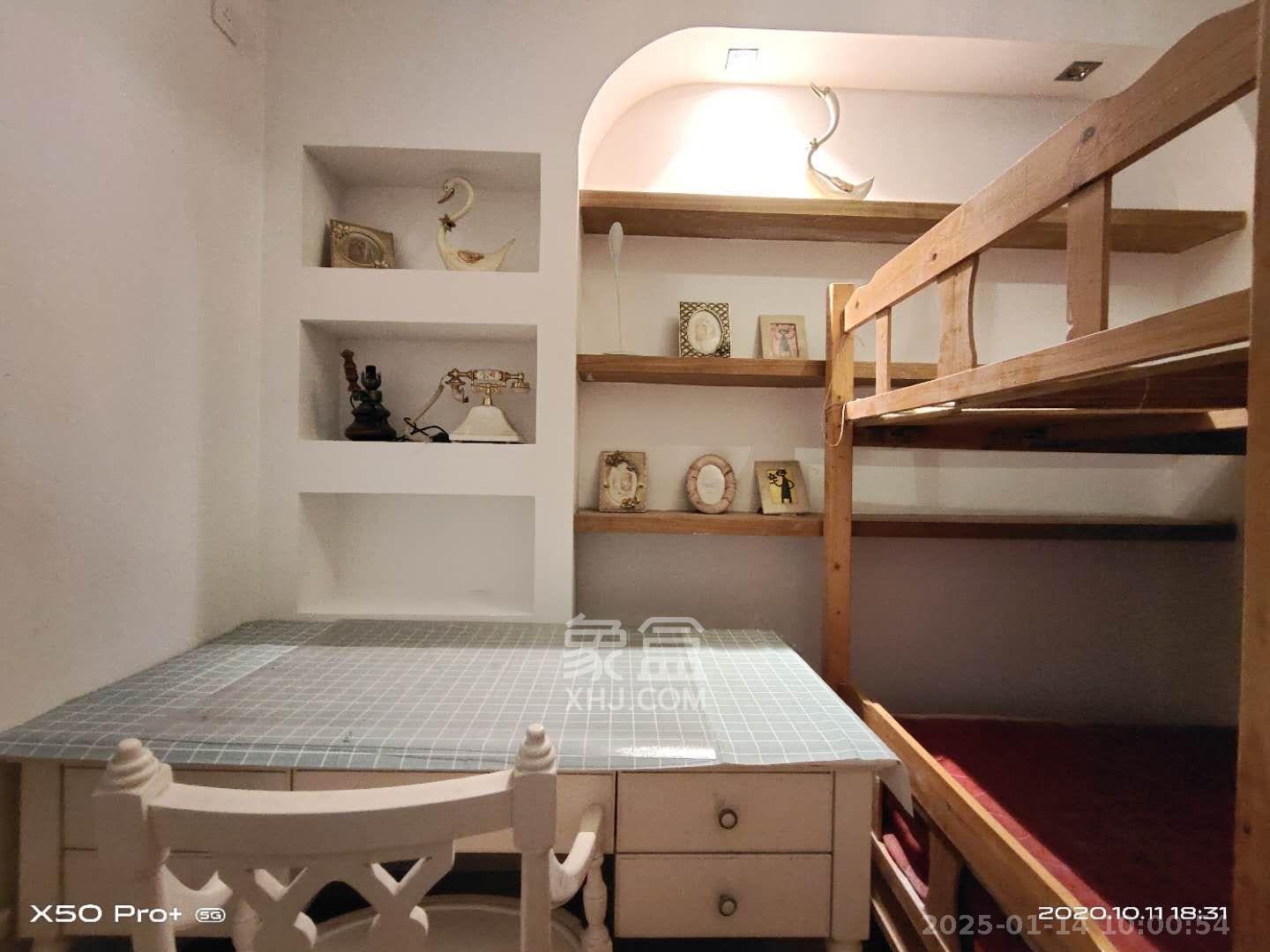 天健芙蓉盛世一期  3室2厅1卫    3200.0元/月 天健芙蓉盛世一期  3室2厅1卫    3200.0元/月室内图