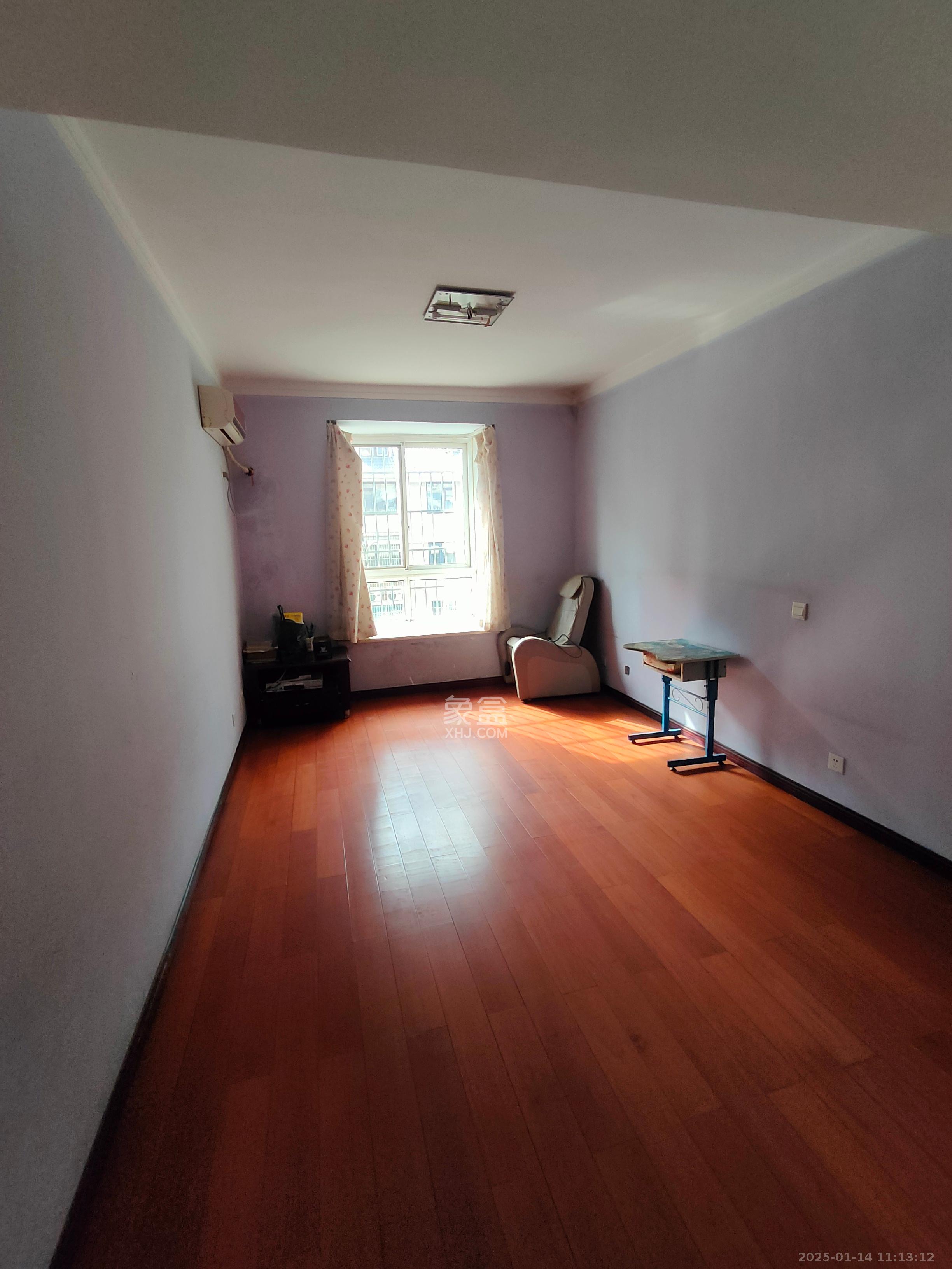 泰禹家园（彩云之翼家园一期、二期、三期）  4室2厅2卫    1800.0元/月室内图