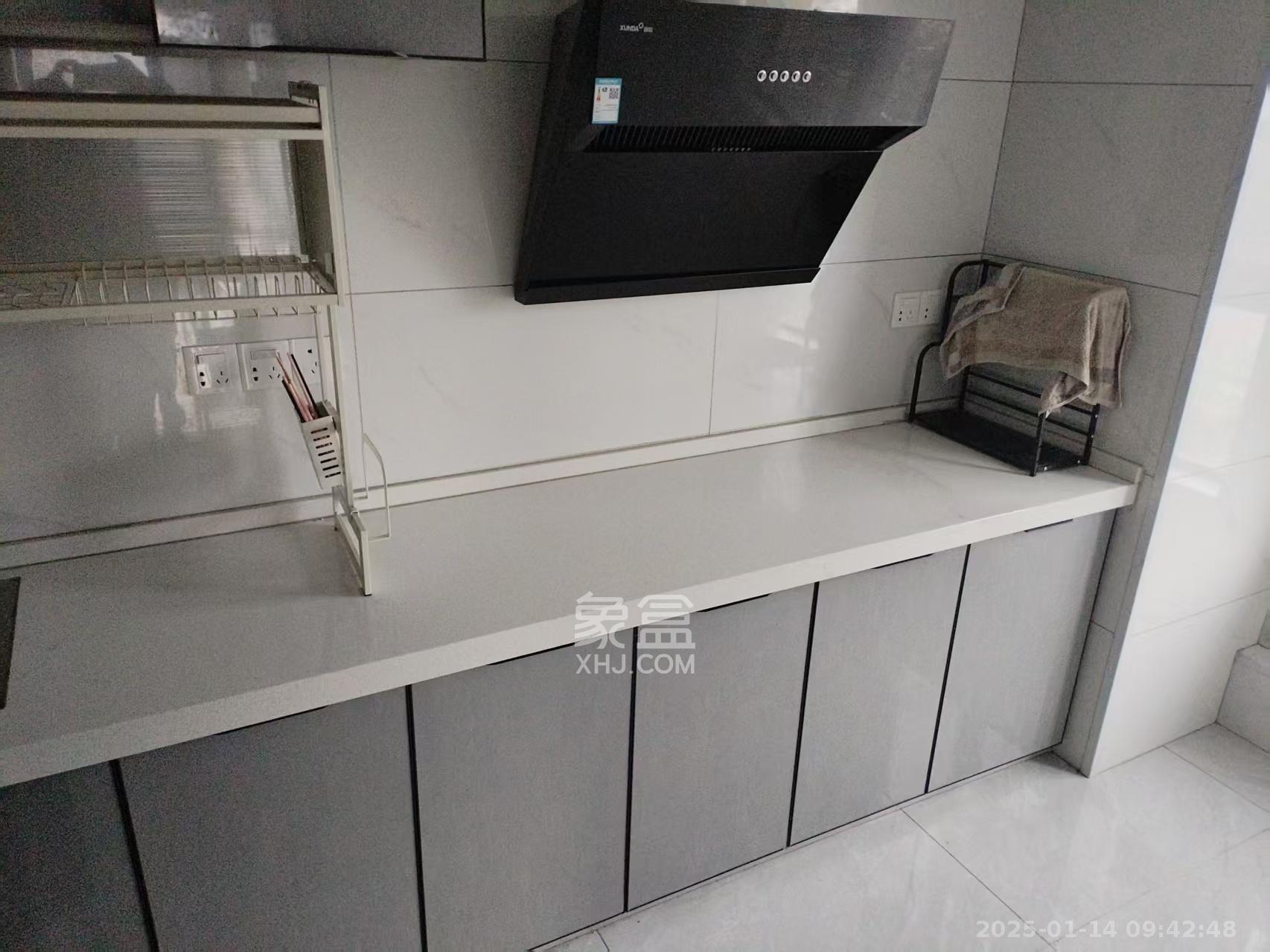 梅溪湖家居建材城 2室1厅1卫 2600.0元/月 梅溪湖家居建材城 2室1厅1卫 2600.0元/月室内图