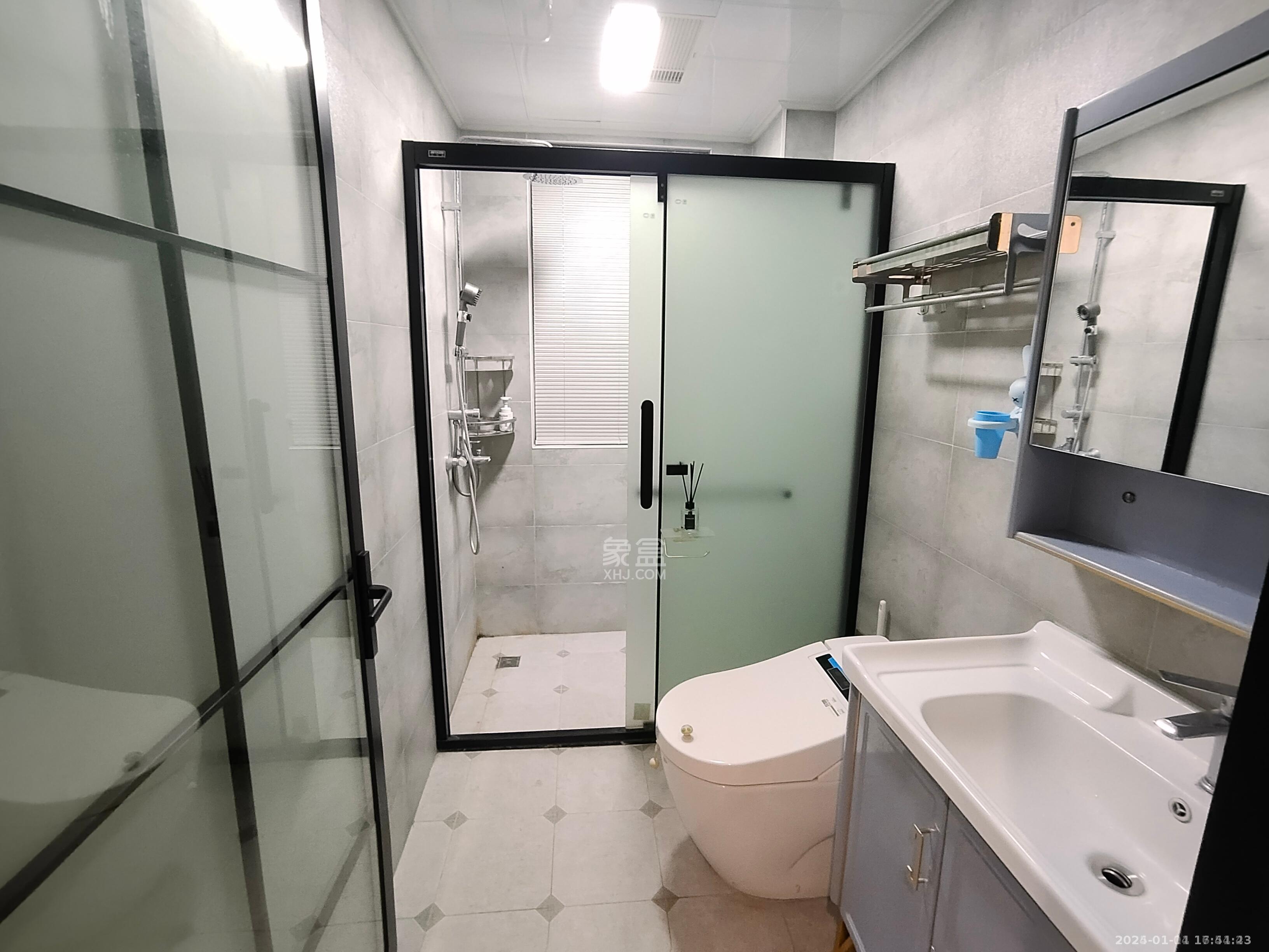 亿都澜庭 3室2厅2卫 2600.0元/月 亿都澜庭 3室2厅2卫 2600.0元/月室内图