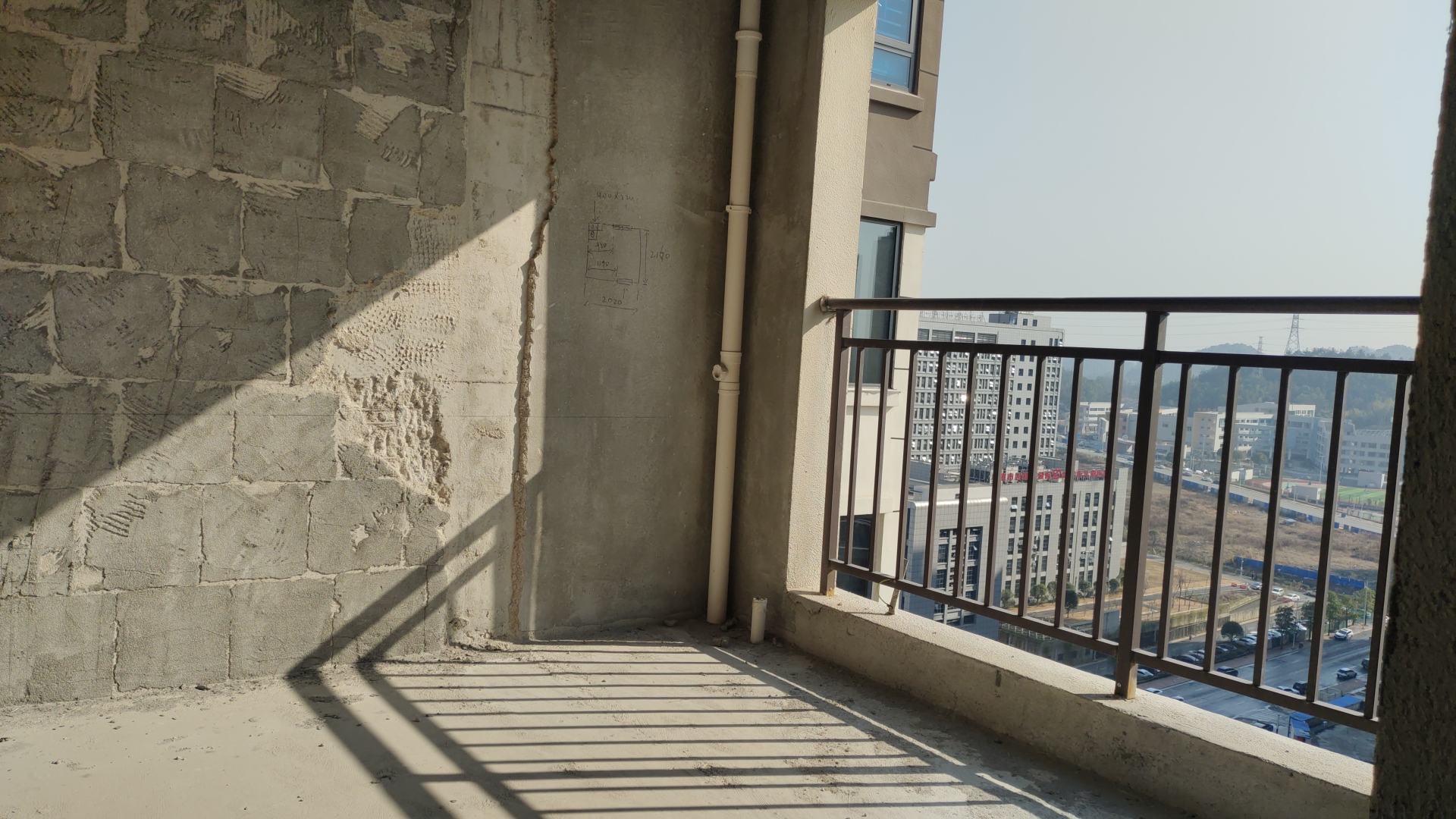 中甸.龙雲台  3室2厅2卫    78.8万 中甸.龙雲台  3室2厅2卫    78.8万卧室