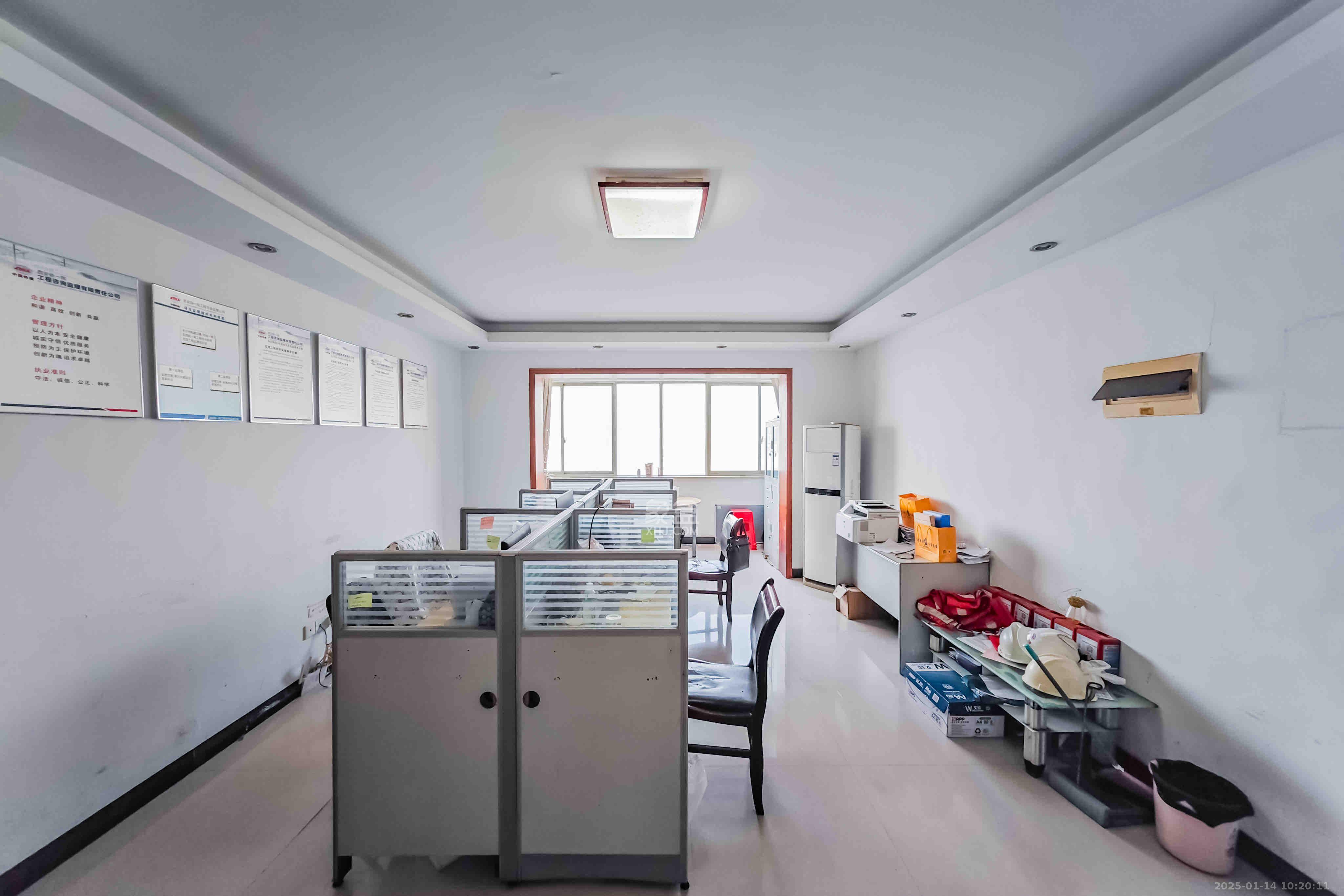 白沙湾嘉园 4室2厅2卫 3600.0元/月 白沙湾嘉园 4室2厅2卫 3600.0元/月室内图