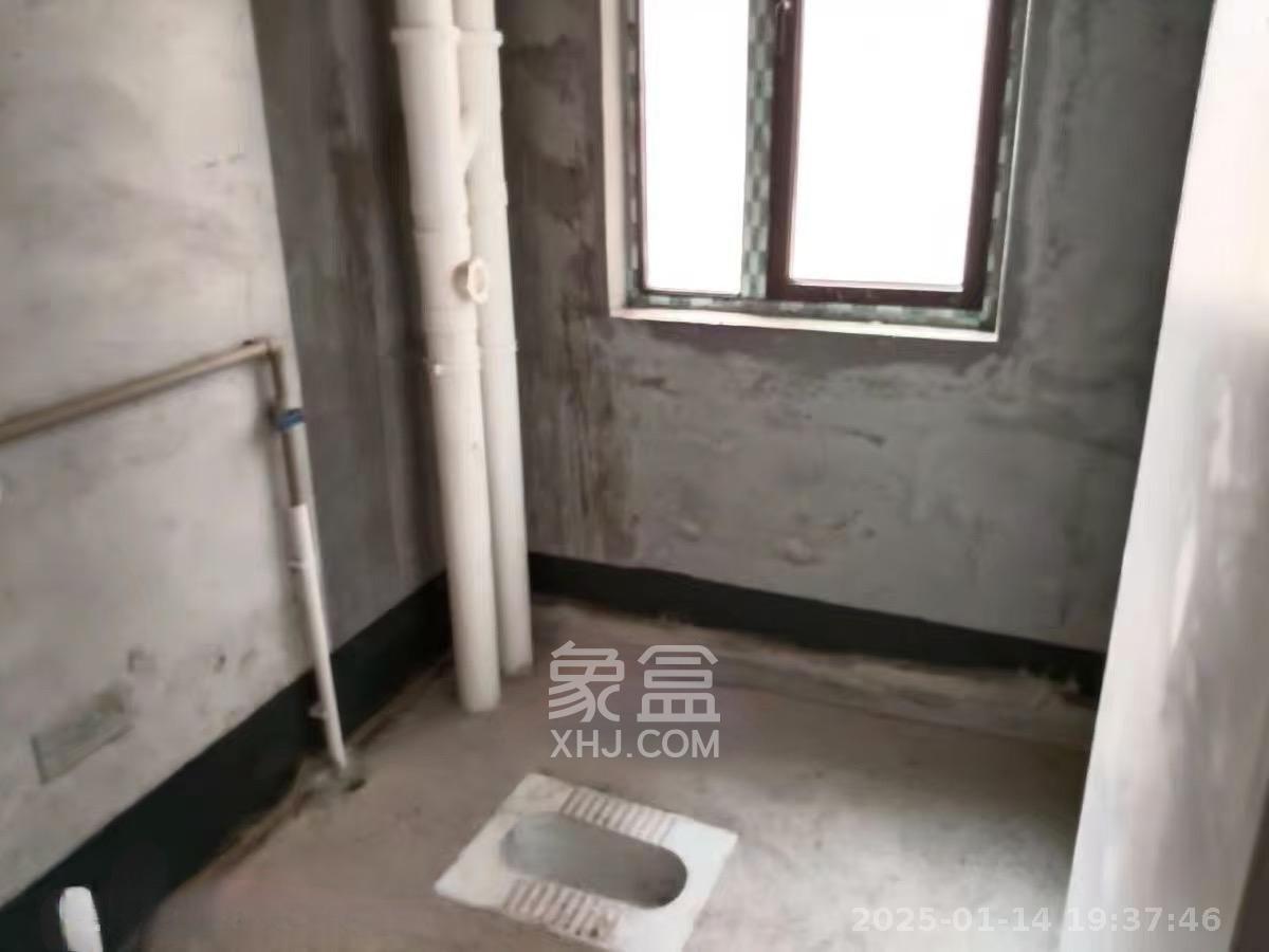 新华都万家城 3室2厅2卫 1500.0元/月 新华都万家城 3室2厅2卫 1500.0元/月室内图