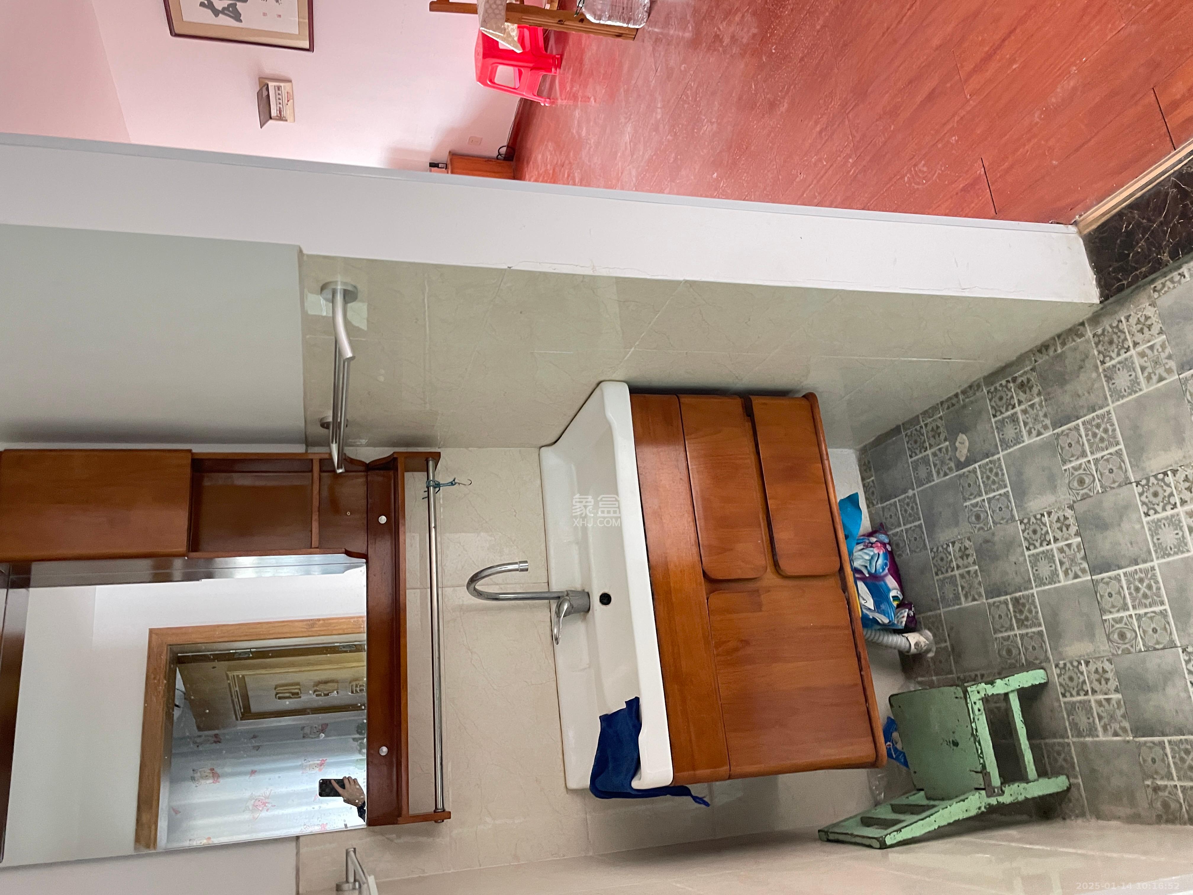 辉宏橄榄城 3室2厅1卫 2100.0元/月 辉宏橄榄城 3室2厅1卫 2100.0元/月室内图