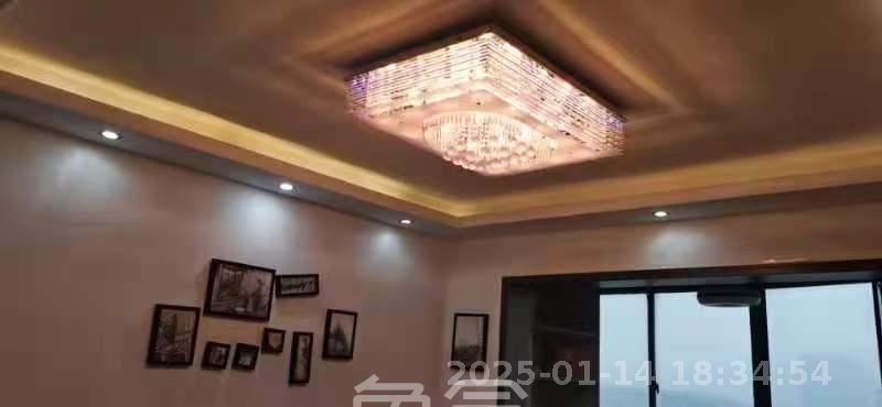 金麓国际  3室2厅1卫    2200.0元/月室内图
