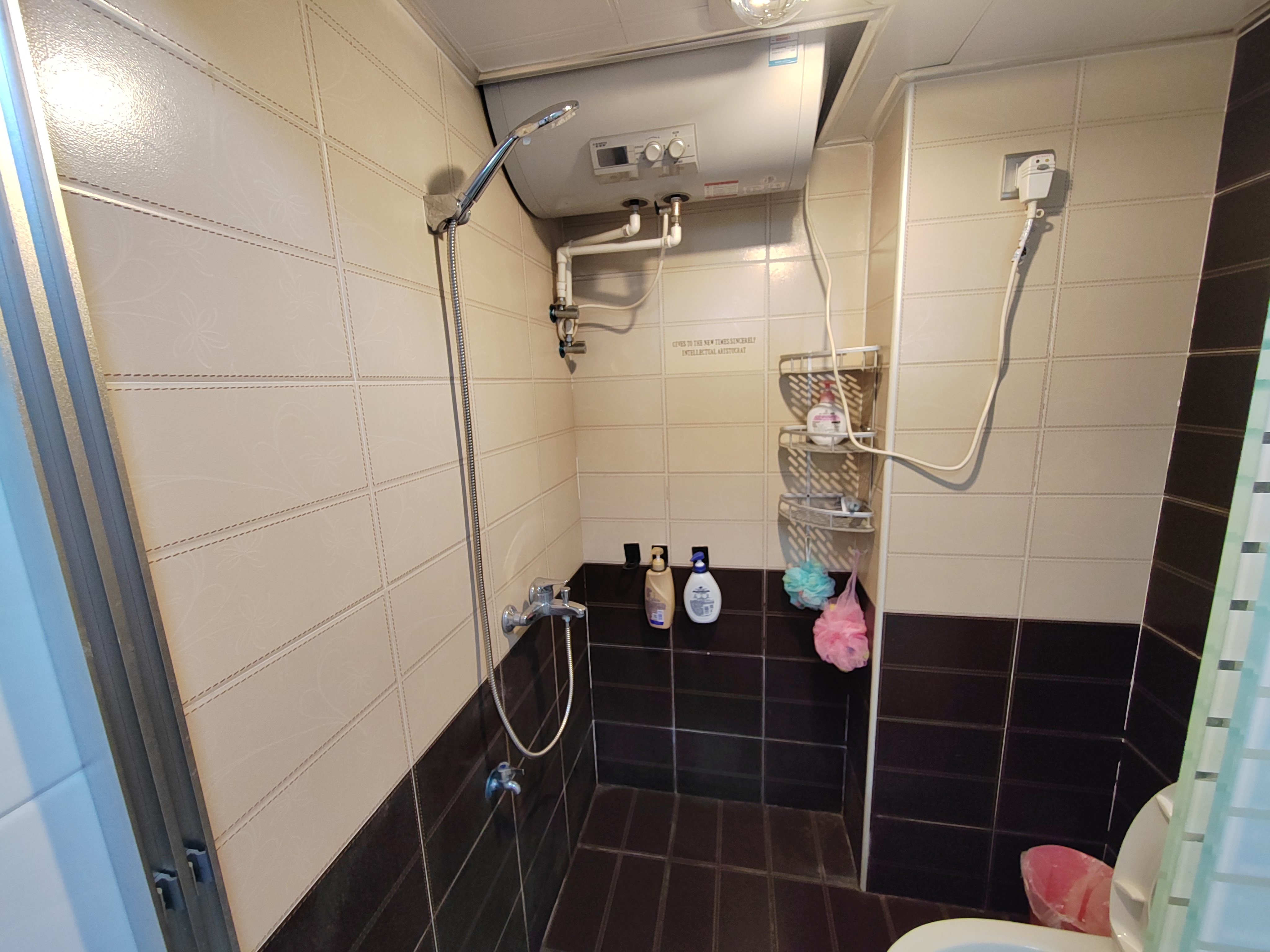 壹号公馆 1室1厅1卫 900.0元/月 壹号公馆 1室1厅1卫 900.0元/月室内图