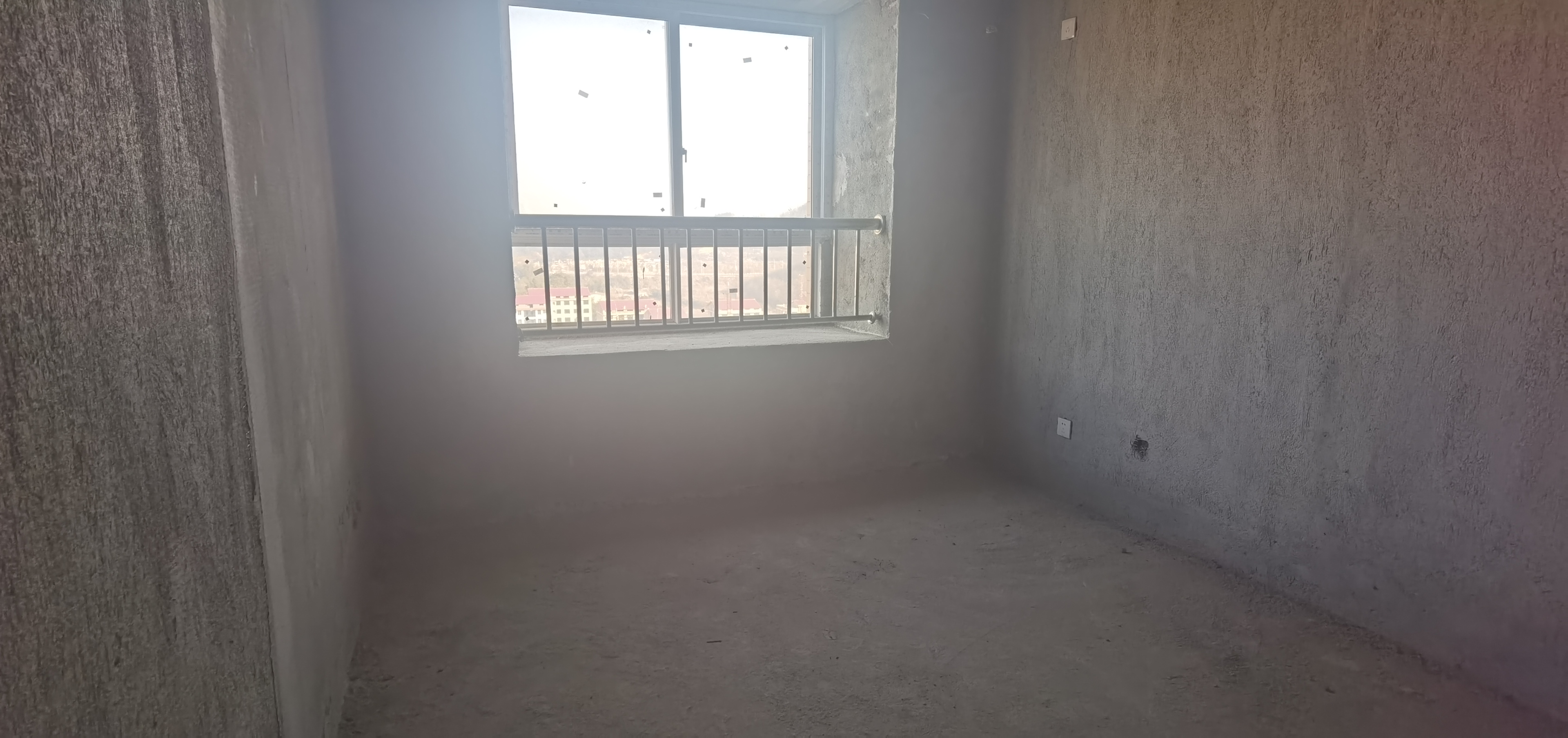 一六九.星城 3室2厅2卫 39.8万 一六九.星城 3室2厅2卫 39.8万客厅