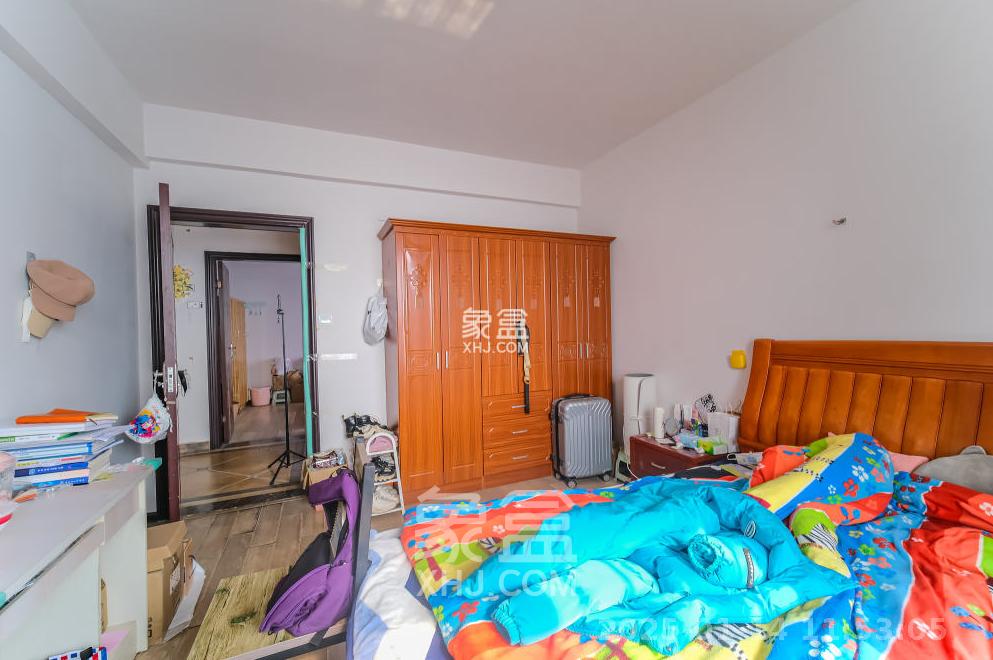 世景华庭 2室2厅1卫 1800.0元/月 世景华庭 2室2厅1卫 1800.0元/月室内图