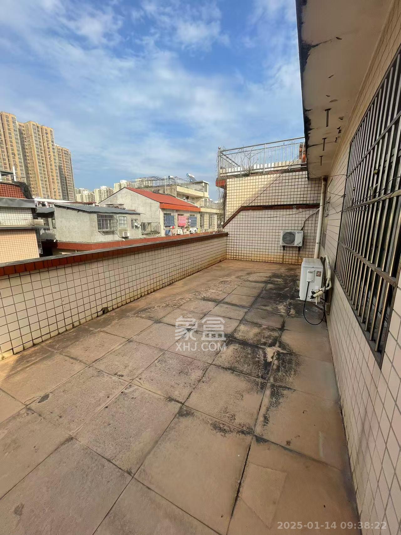 板桥小区 1室1厅1卫 900.0元/月 板桥小区 1室1厅1卫 900.0元/月室内图