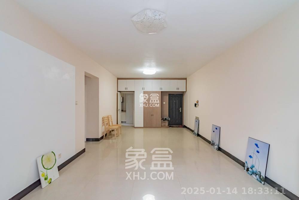 圣爵菲斯  2室1厅1卫   2200.00元/月室内图