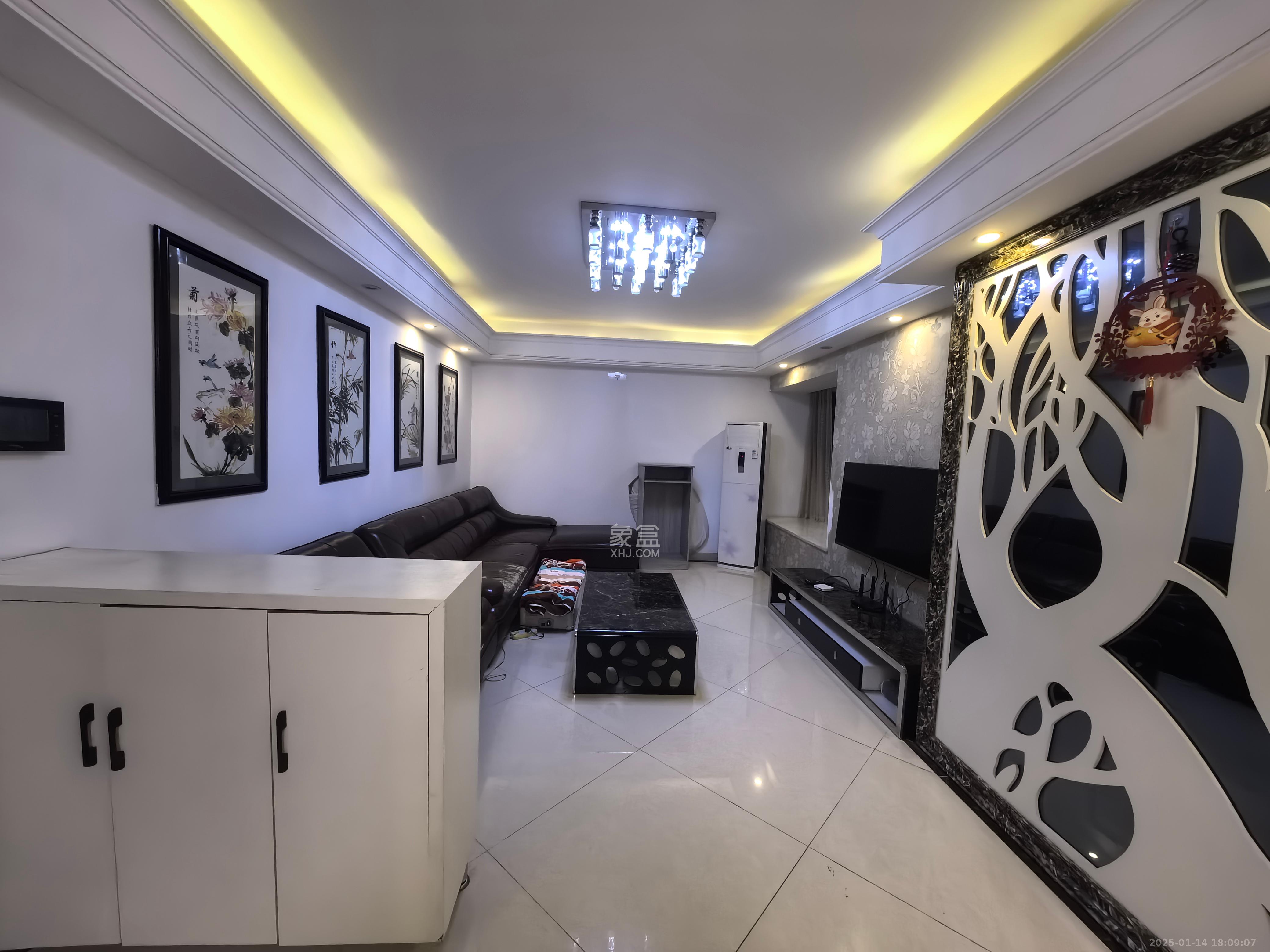 中海梅溪湖壹号  3室2厅1卫    2400.0元/月 中海梅溪湖壹号  3室2厅1卫    2400.0元/月室内图