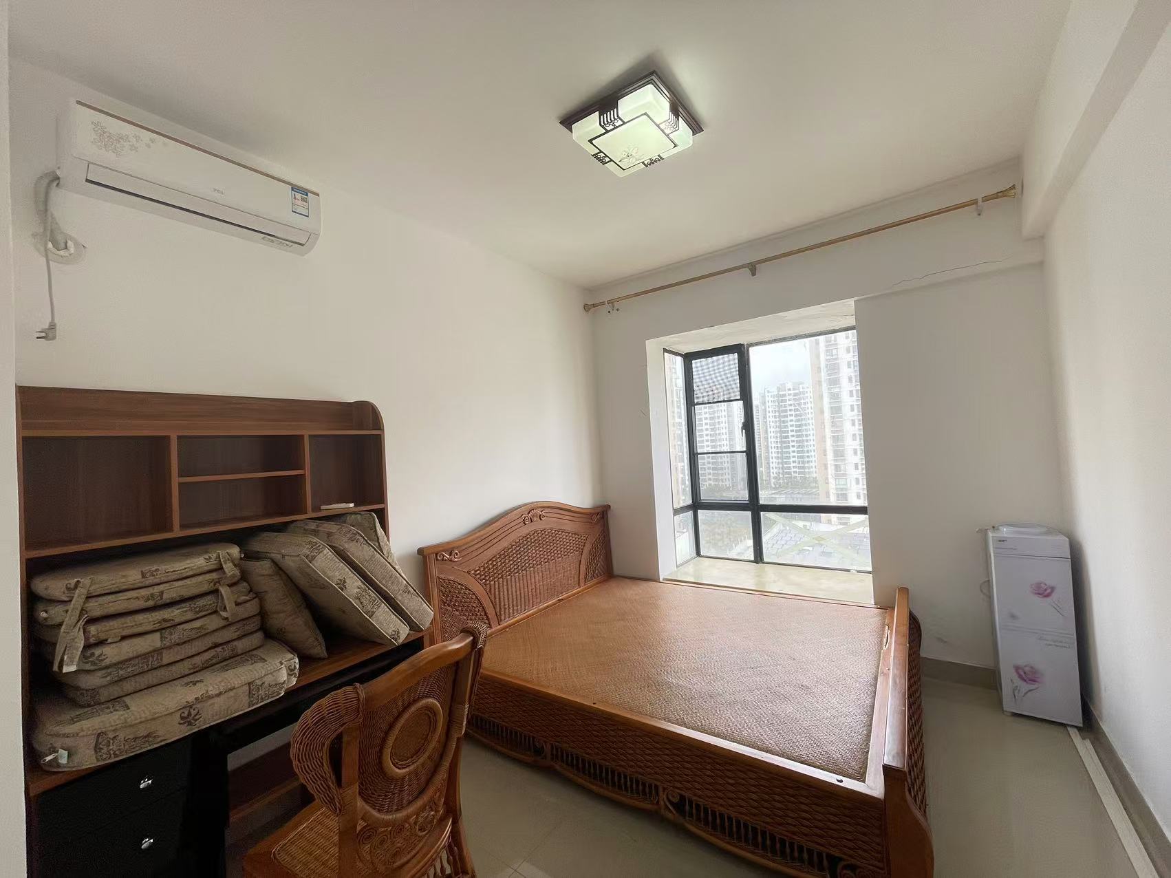 阳光百合 2室2厅1卫 2500.0元/月 阳光百合 2室2厅1卫 2500.0元/月室内图