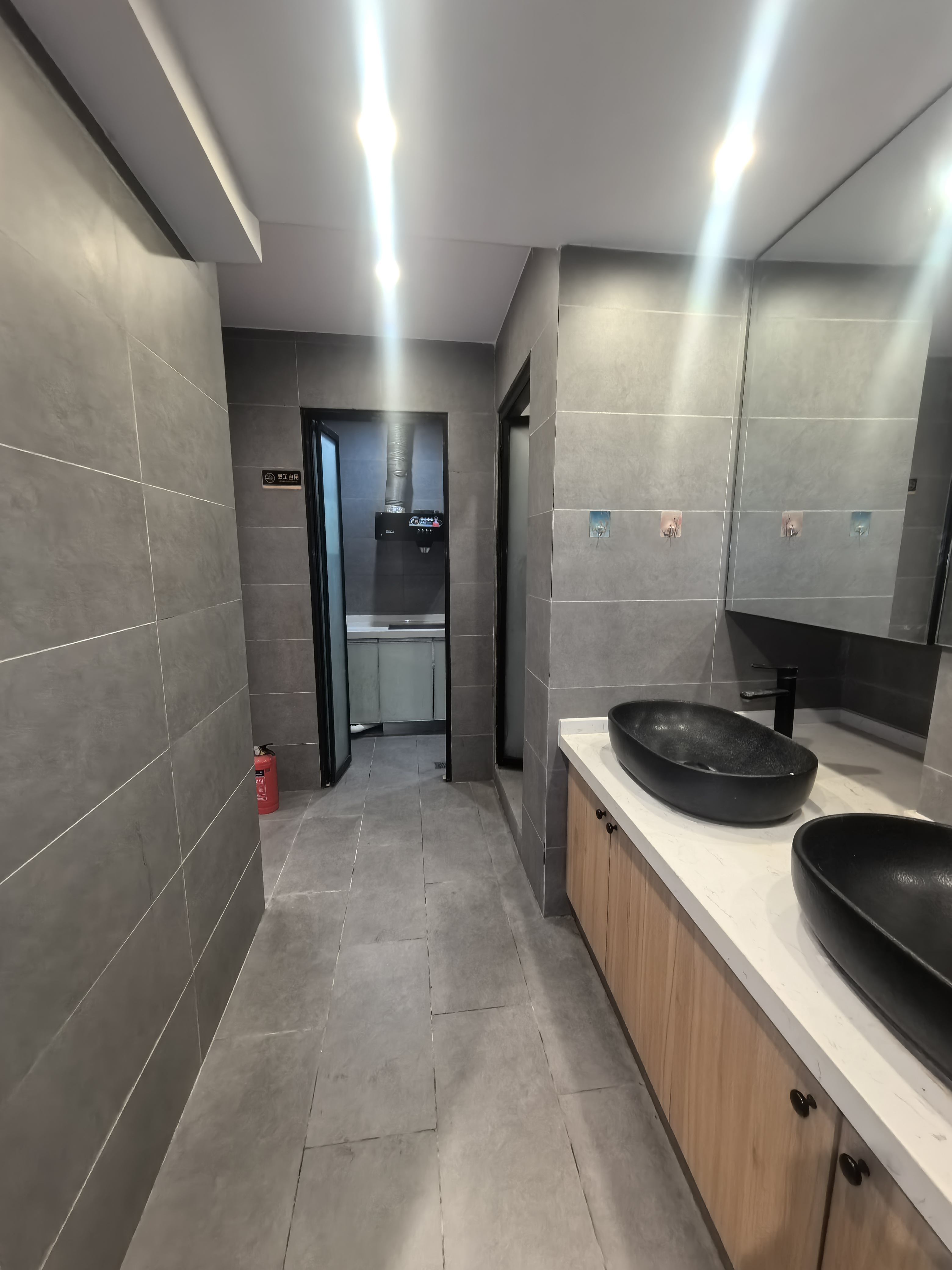 兴力国际大厦 1室1厅1卫 168.0万 兴力国际大厦 1室1厅1卫 168.0万客厅