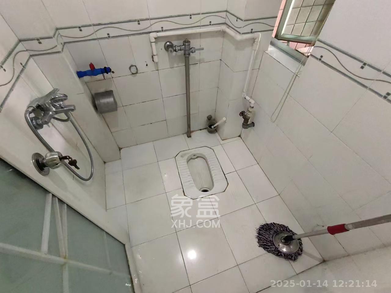 富湘园 3室2厅2卫 2630.0元/月 富湘园 3室2厅2卫 2630.0元/月室内图