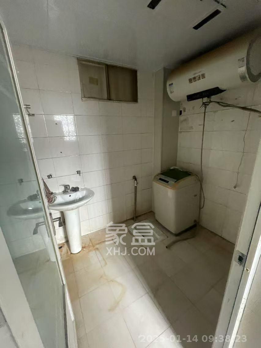 板桥小区 1室1厅1卫 900.0元/月 板桥小区 1室1厅1卫 900.0元/月室内图