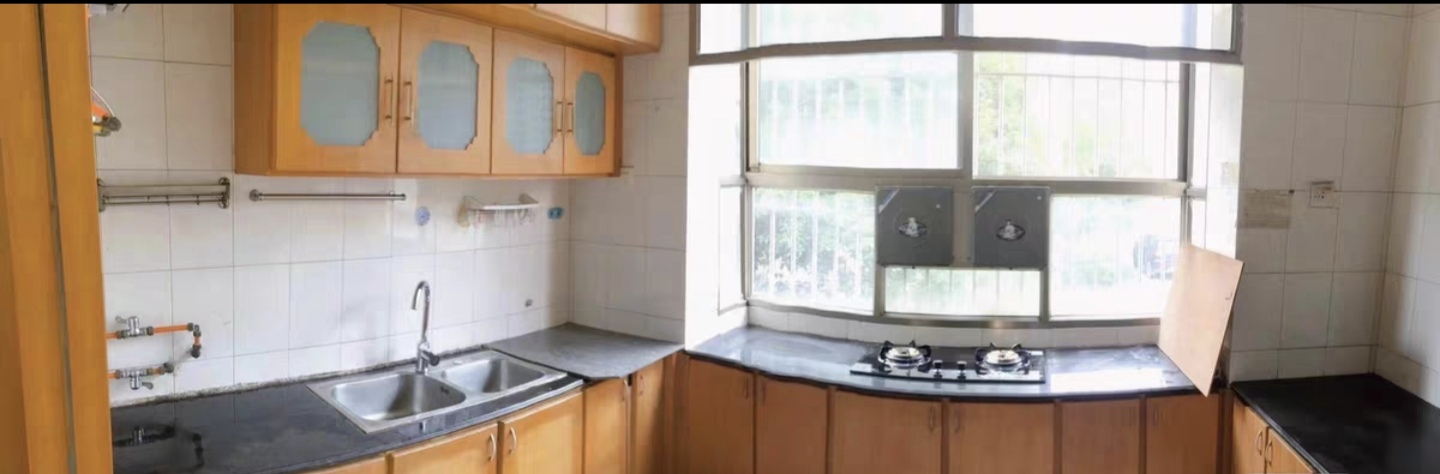 菊苑东区 4室2厅2卫 1280.0元/月 菊苑东区 4室2厅2卫 1280.0元/月室内图