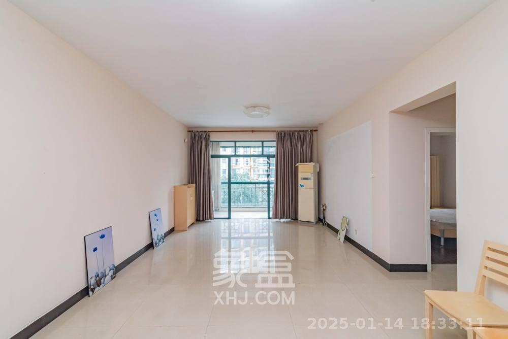 圣爵菲斯  2室1厅1卫   2200.00元/月室内图