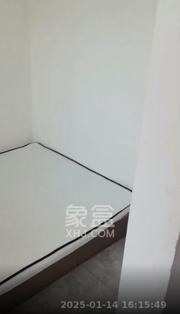 宇成开福广场  1室1厅1卫   2000.00元/月室内图