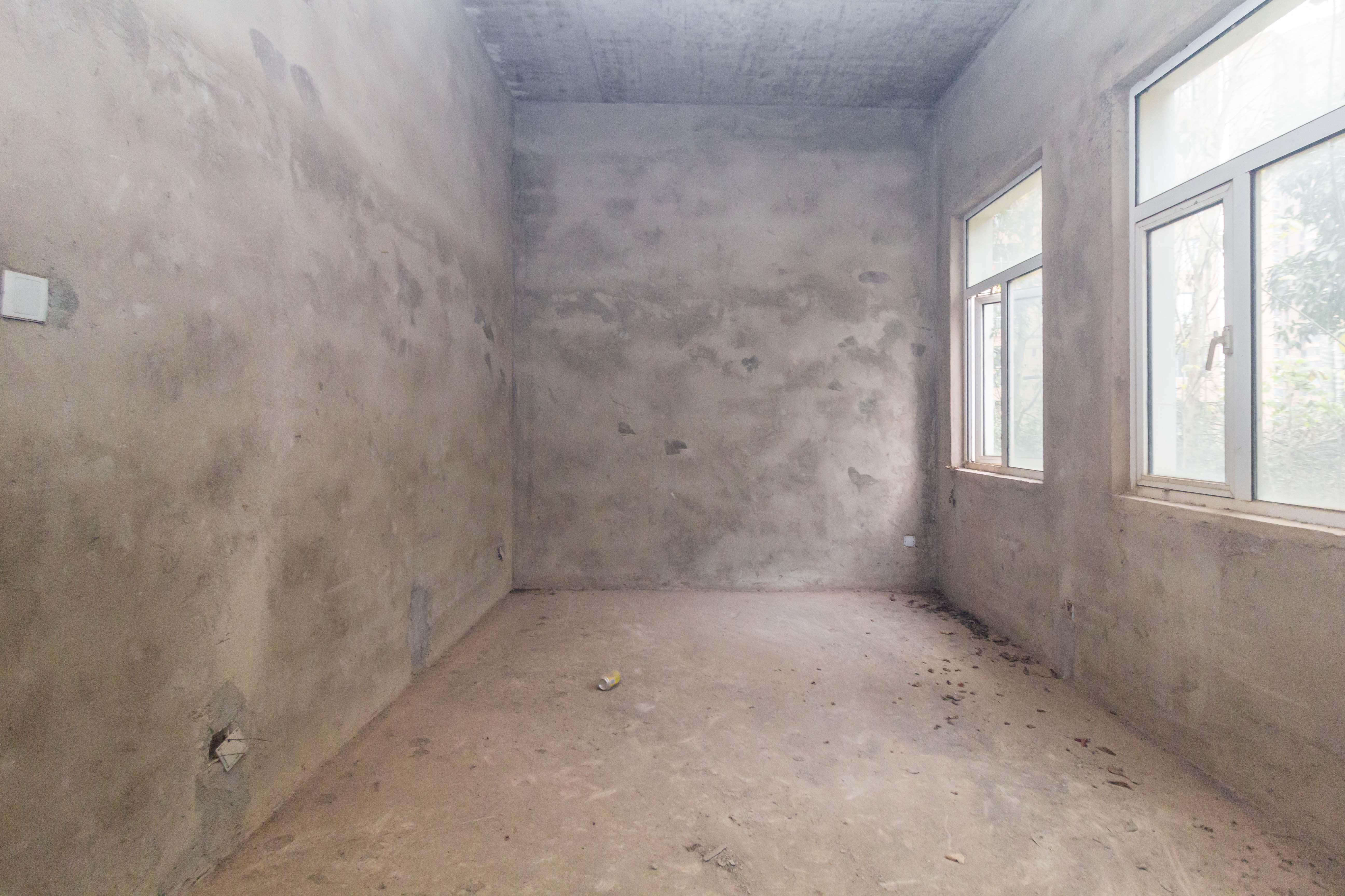 水印山城 5室2厅3卫 395.0万 水印山城 5室2厅3卫 395.0万厨房