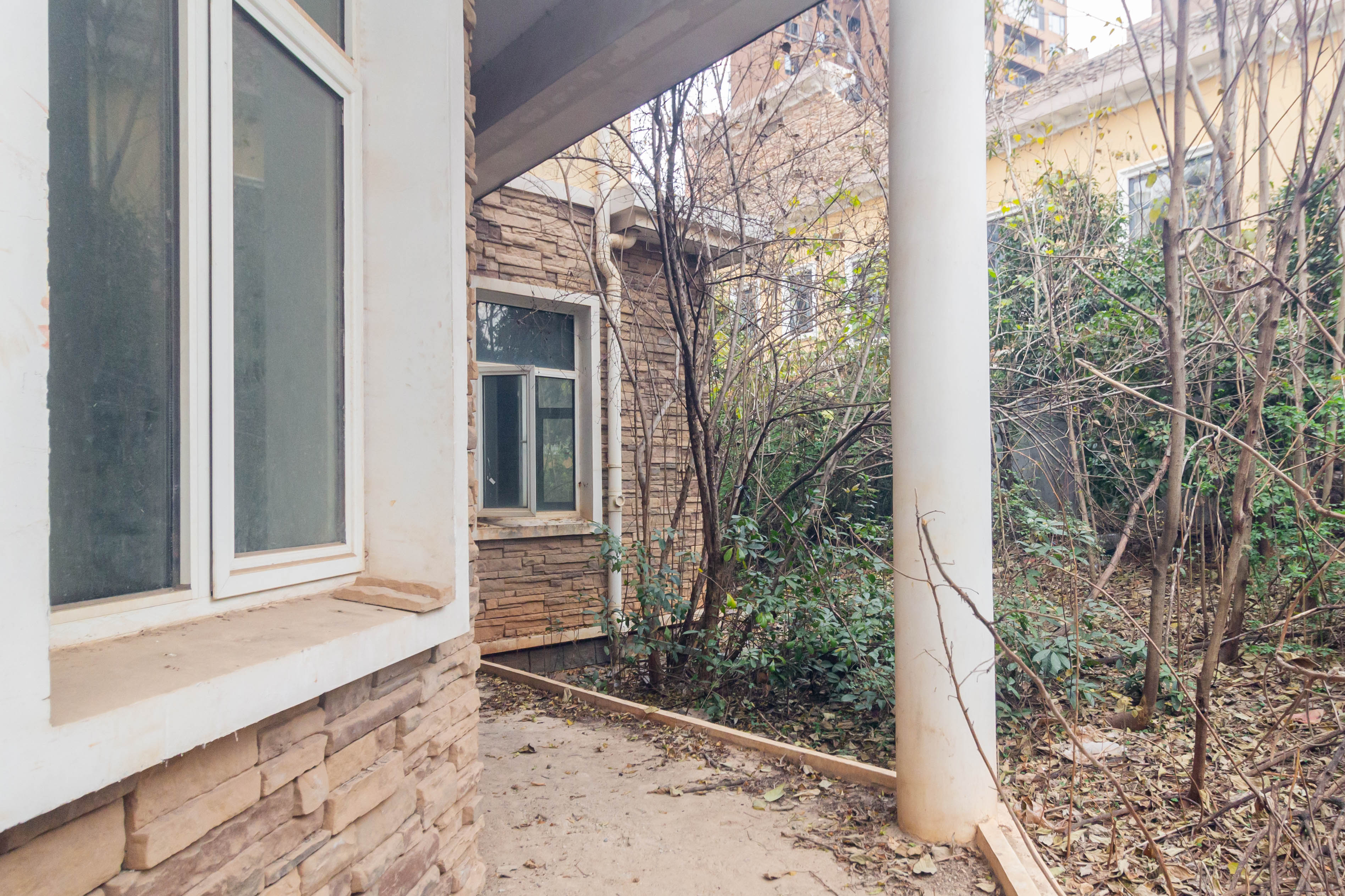 水印山城 5室2厅3卫 395.0万 水印山城 5室2厅3卫 395.0万卧室