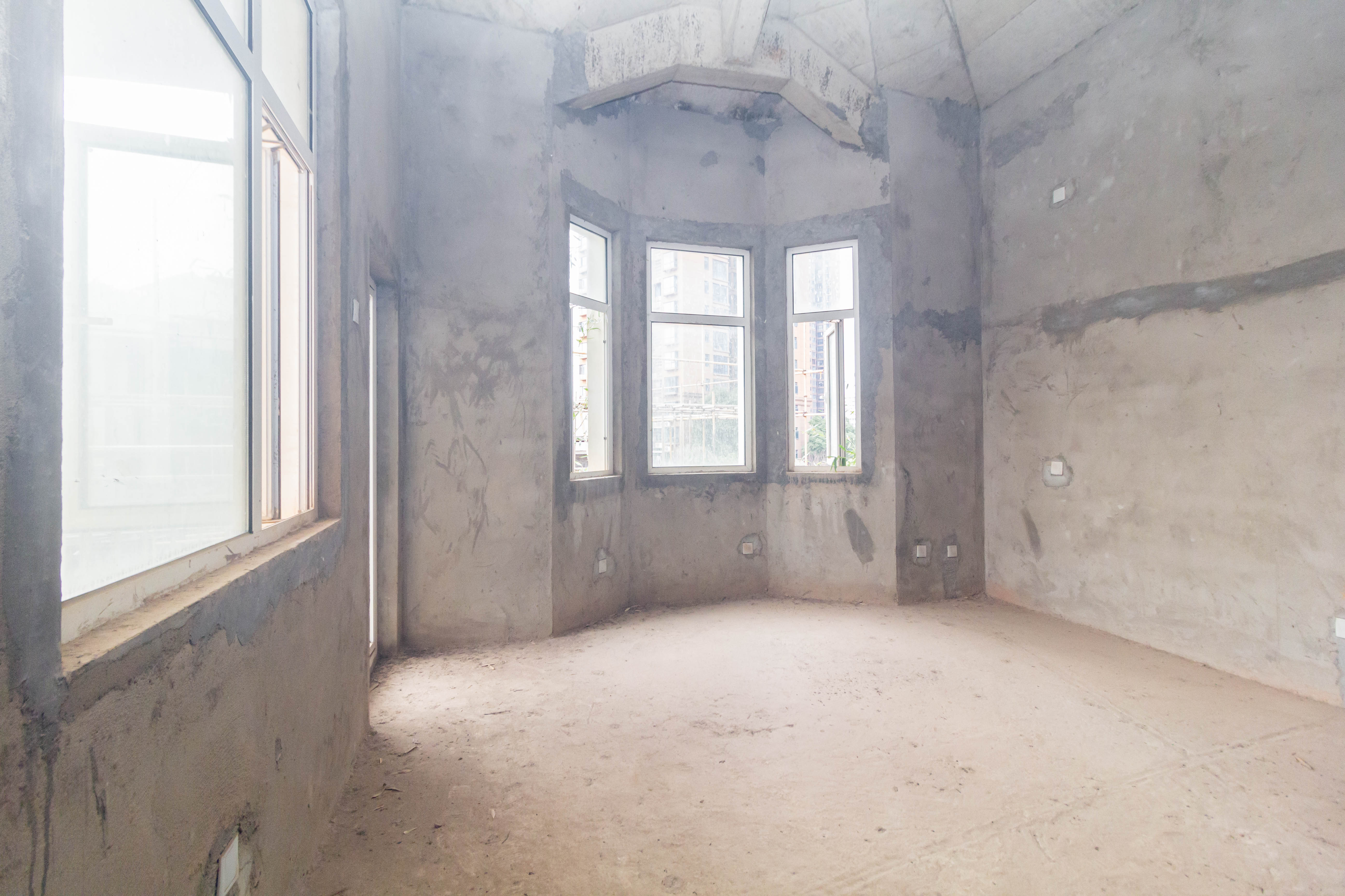 水印山城 5室2厅3卫 395.0万 水印山城 5室2厅3卫 395.0万卧室