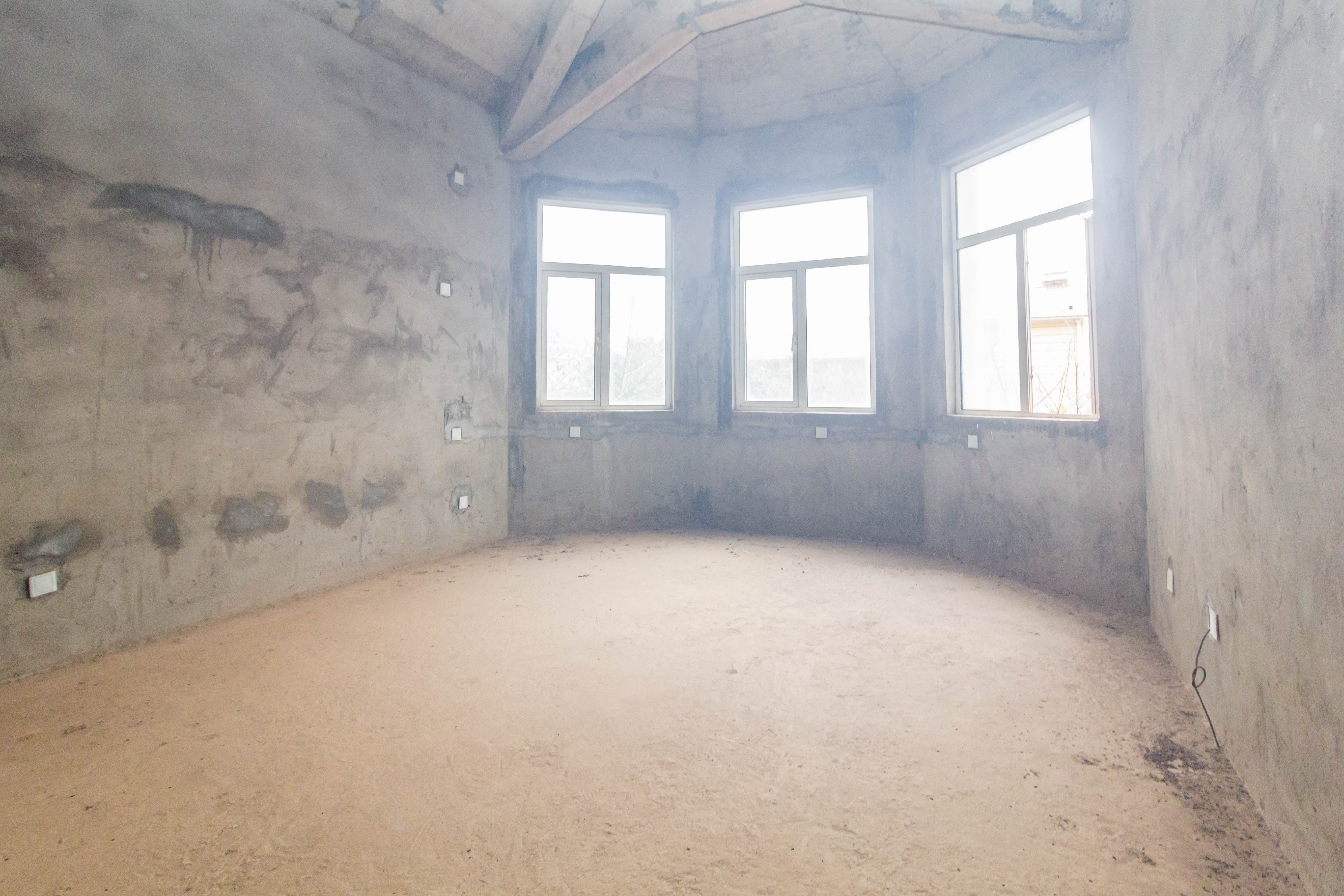 水印山城 5室2厅3卫 395.0万 水印山城 5室2厅3卫 395.0万卧室