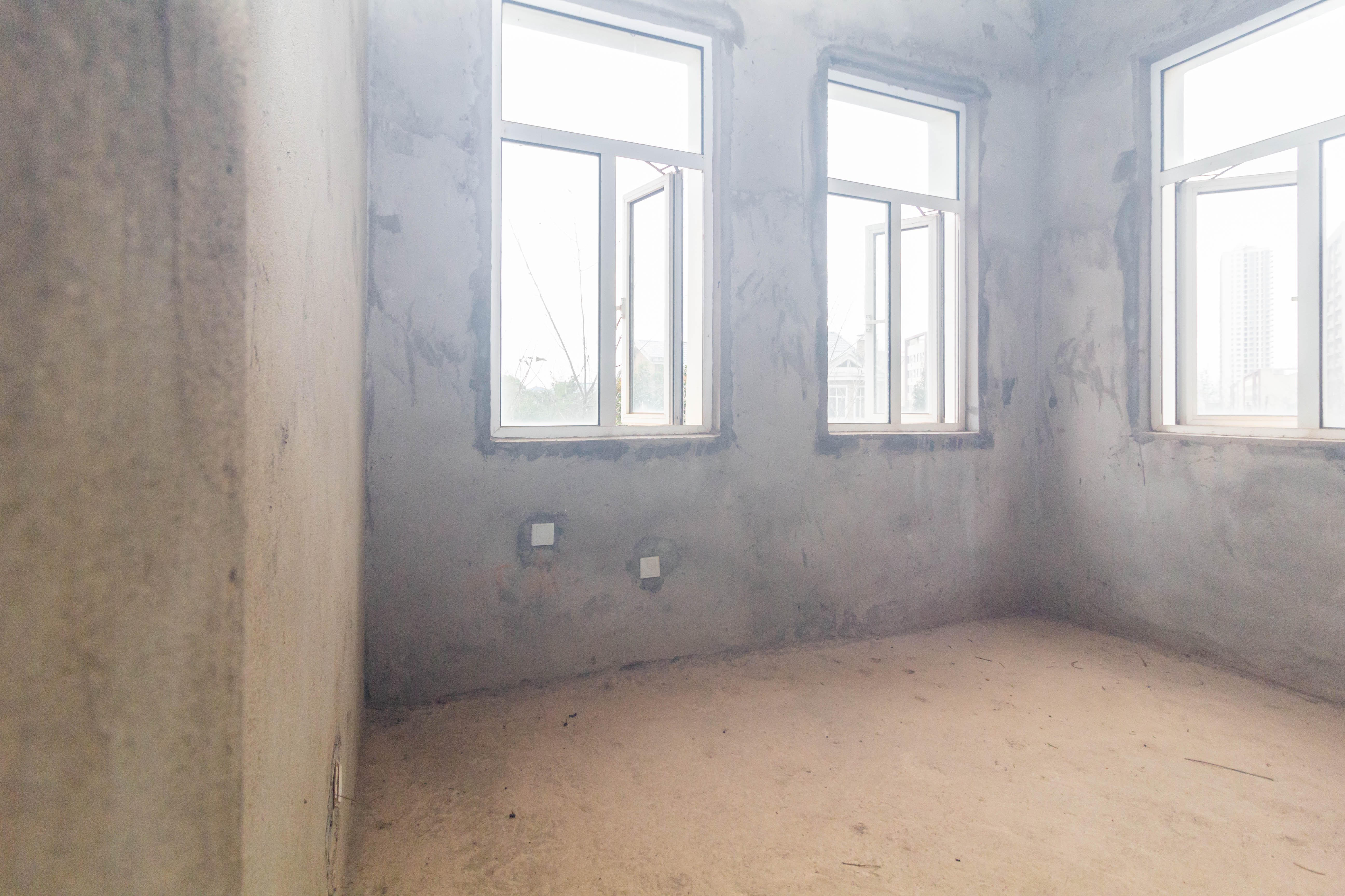 水印山城 5室2厅3卫 395.0万 水印山城 5室2厅3卫 395.0万卧室