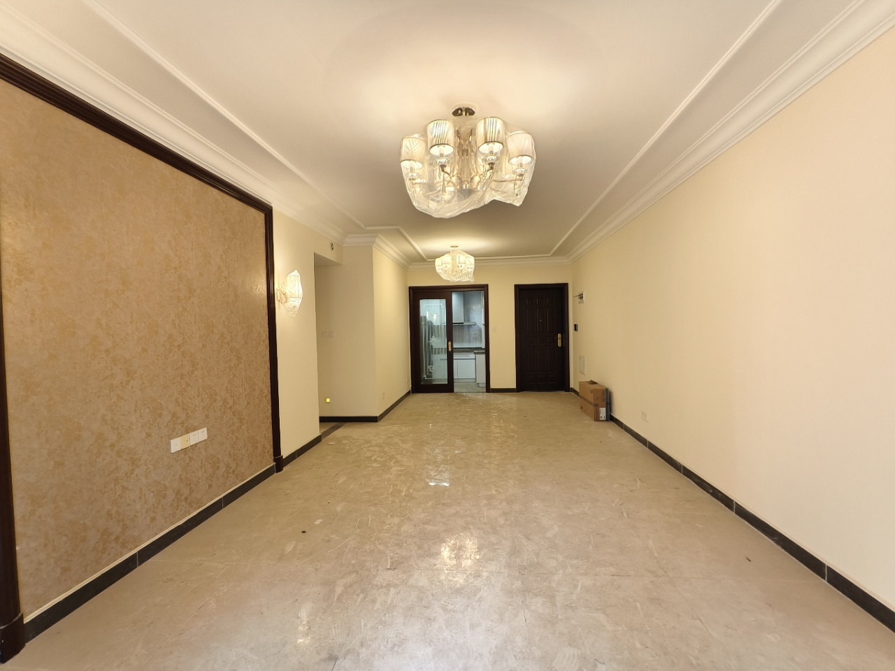 恒大华府 3室2厅2卫 72.8万 恒大华府 3室2厅2卫 72.8万室内图