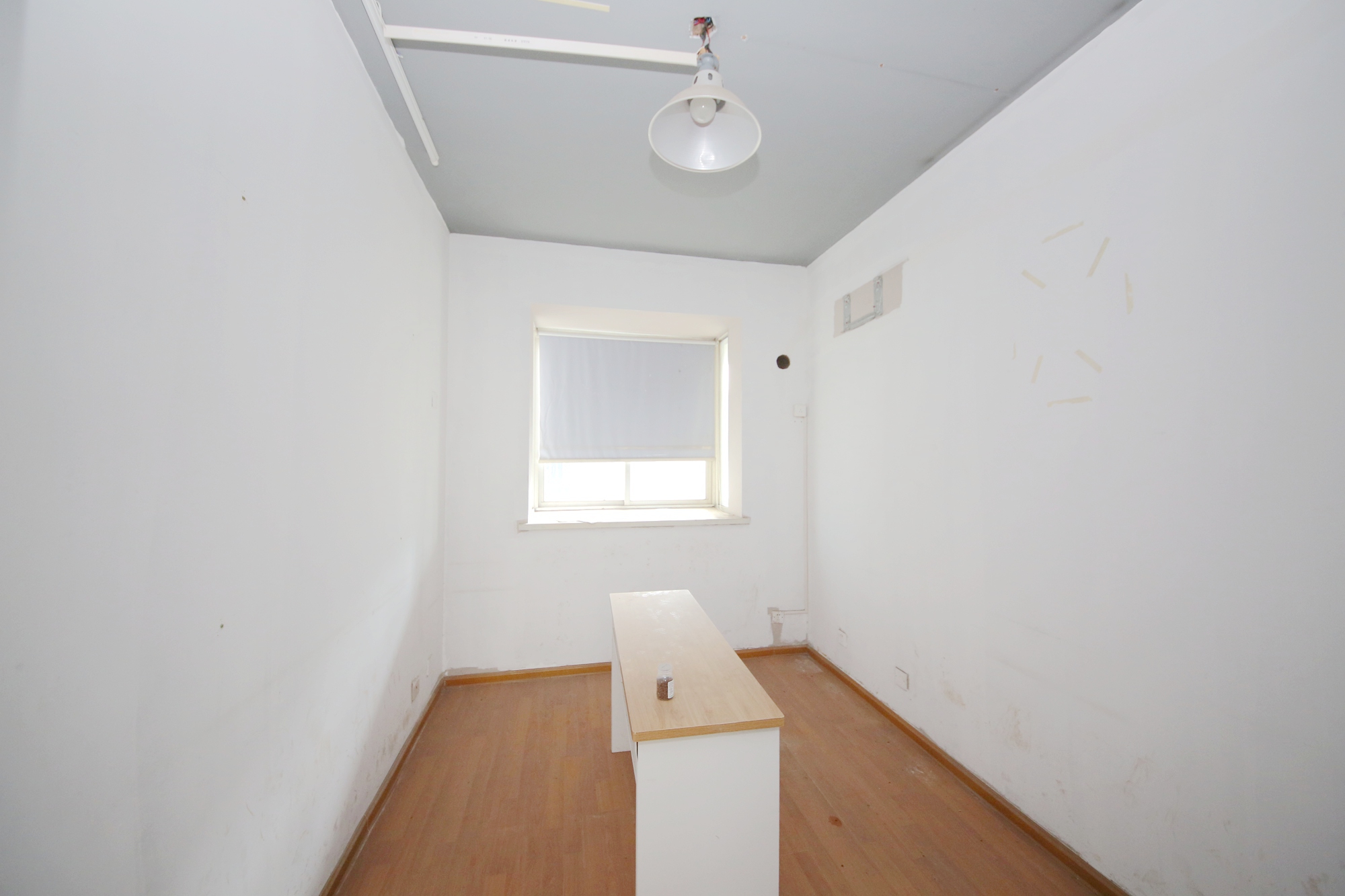 省建苑小区  5室2厅2卫   197.00万其他