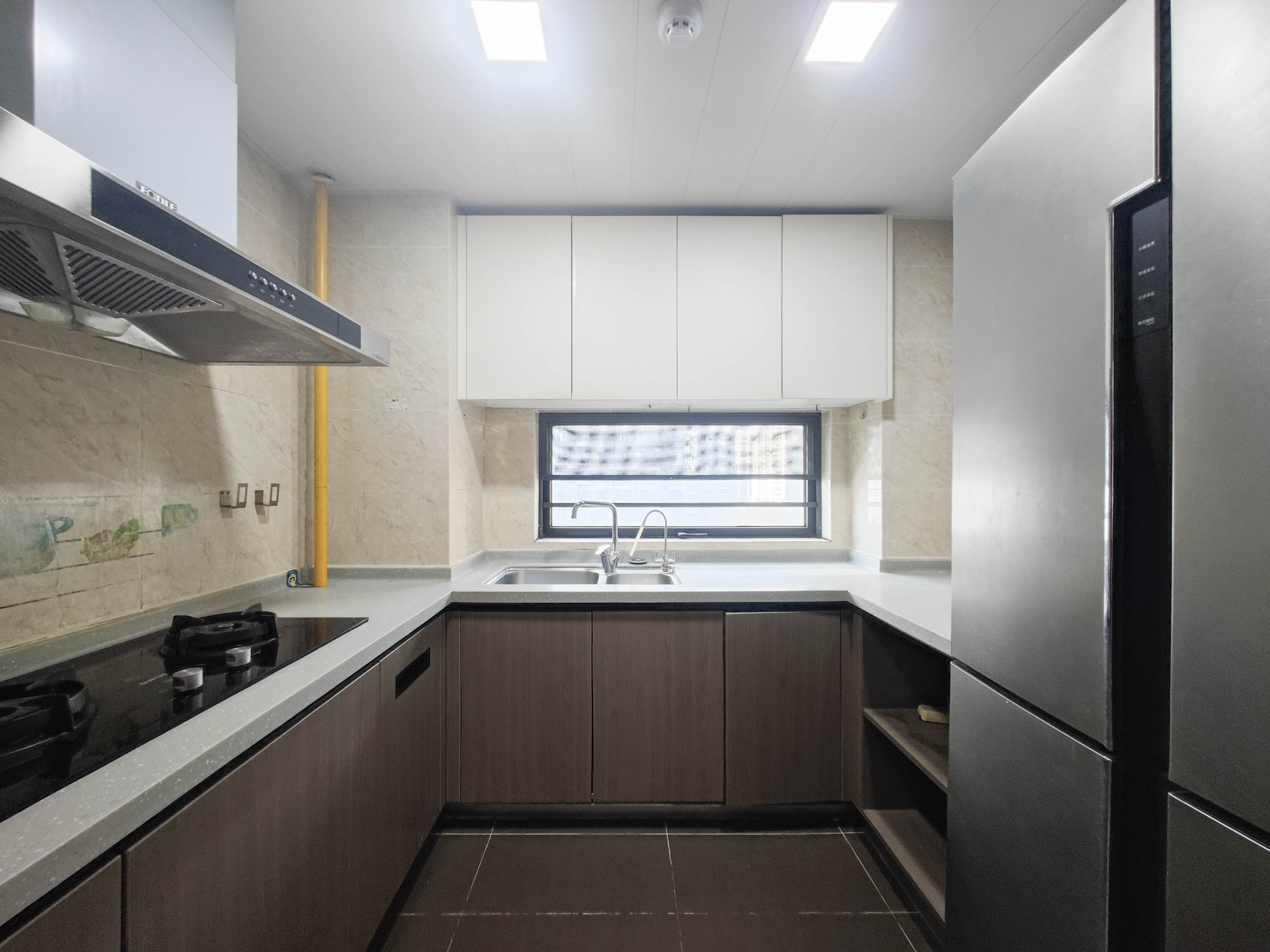 万科魅力之城  4室2厅2卫    129.8万 万科魅力之城  4室2厅2卫    129.8万其他