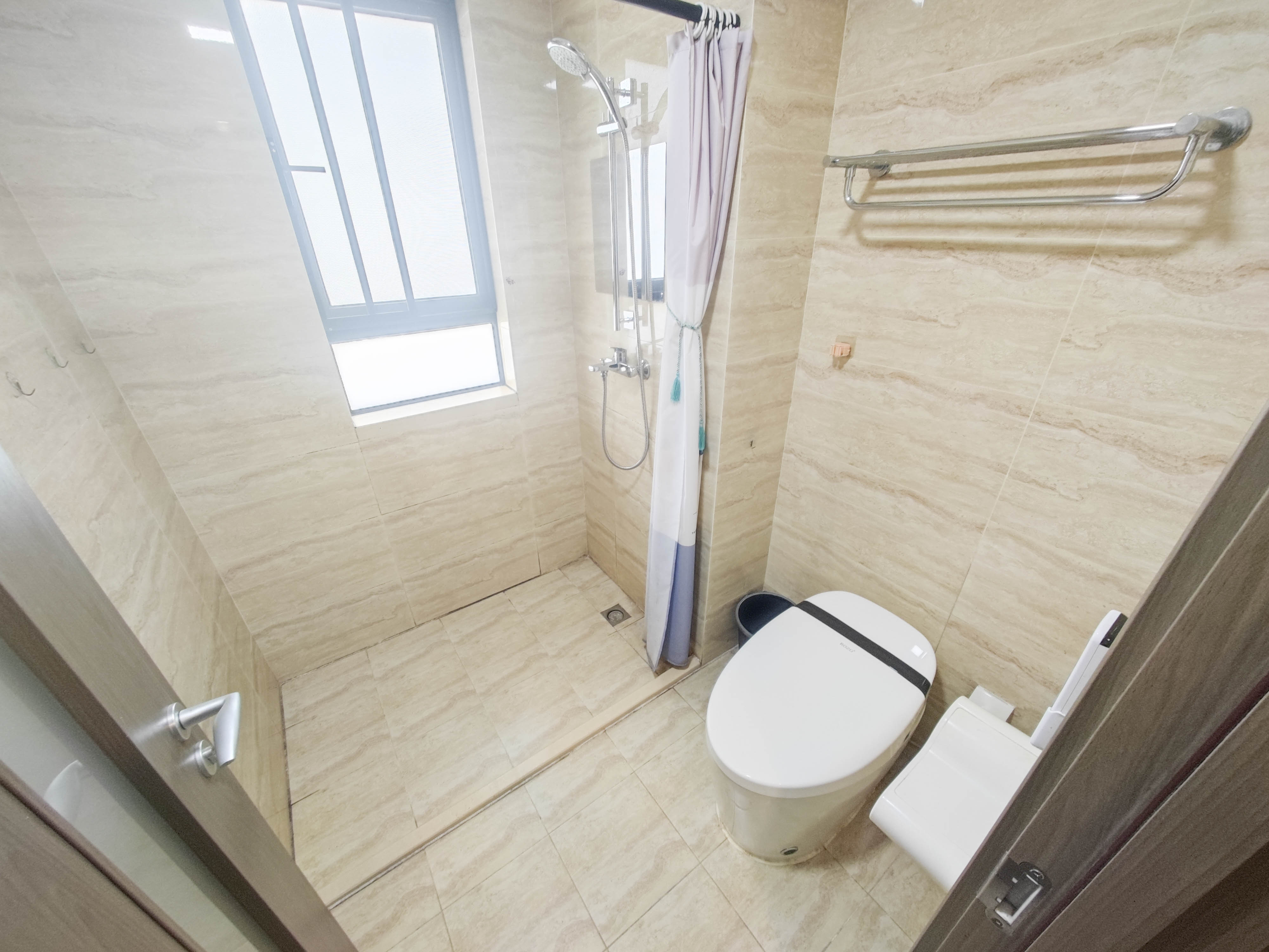 万科魅力之城  4室2厅2卫    129.8万 万科魅力之城  4室2厅2卫    129.8万卫生间