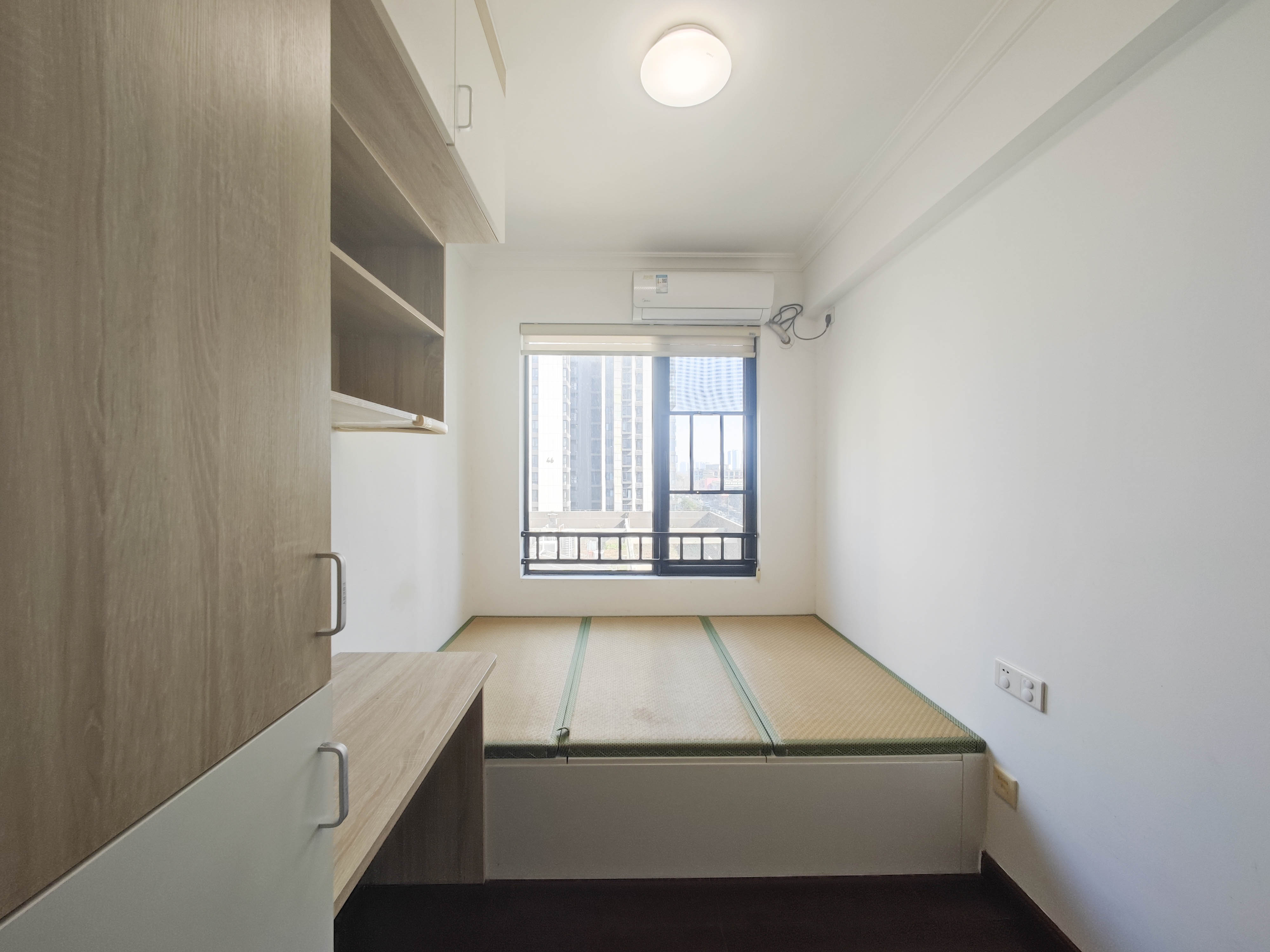 万科魅力之城  4室2厅2卫    129.8万 万科魅力之城  4室2厅2卫    129.8万卧室