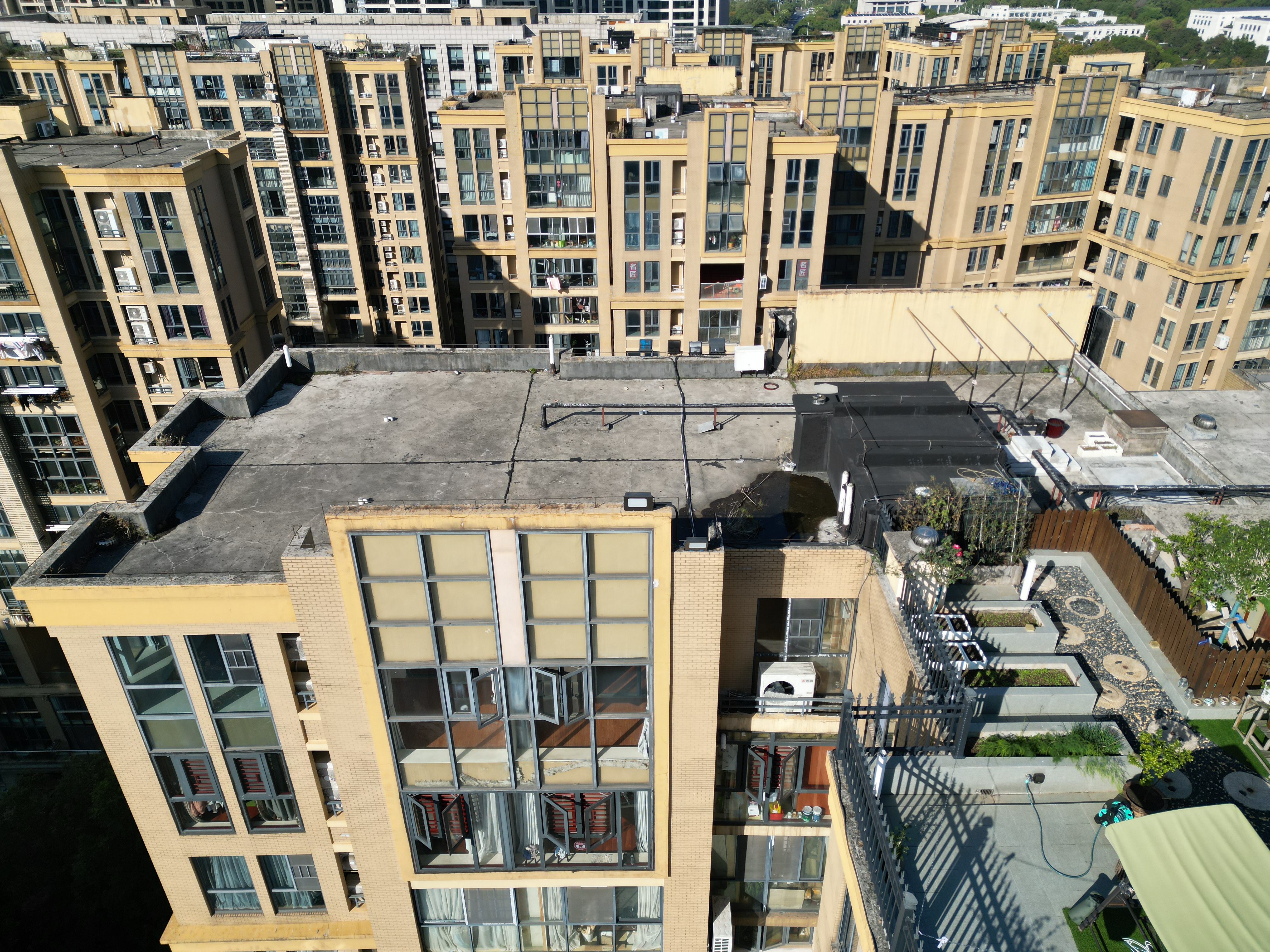 鑫远尚玺苑 4室2厅2卫 180.0万 鑫远尚玺苑 4室2厅2卫 180.0万其他