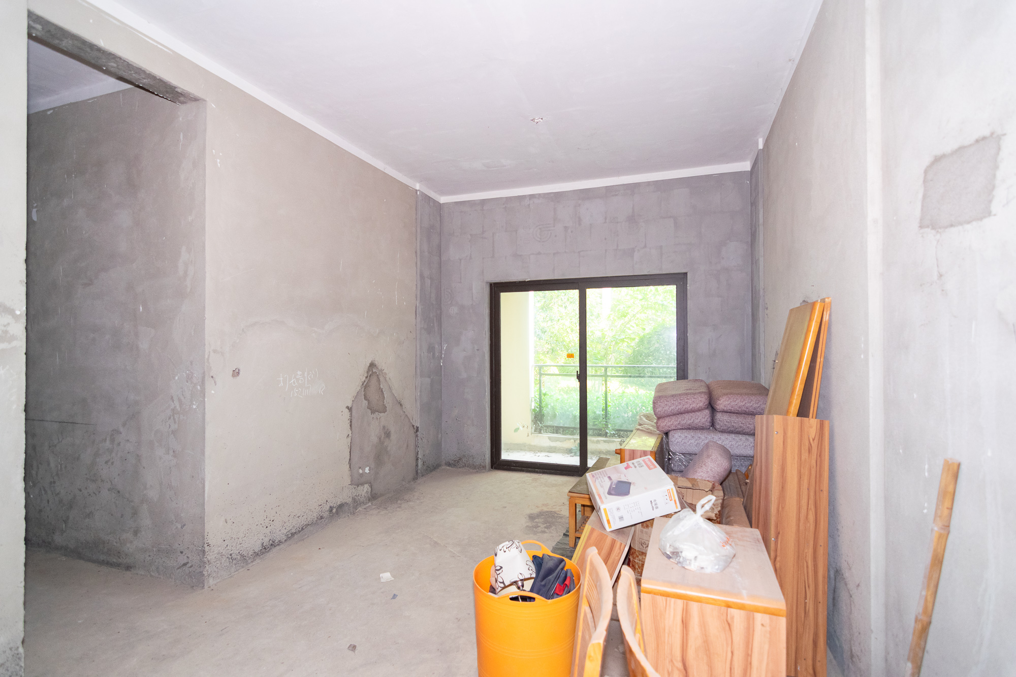 正荣财富中心 3室2厅1卫 58.0万 正荣财富中心 3室2厅1卫 58.0万客厅