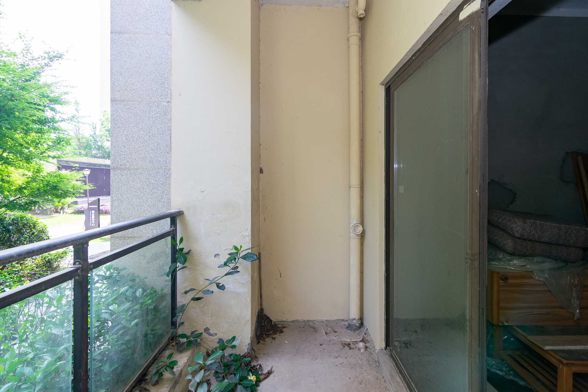 正荣财富中心 3室2厅1卫 58.0万 正荣财富中心 3室2厅1卫 58.0万阳台