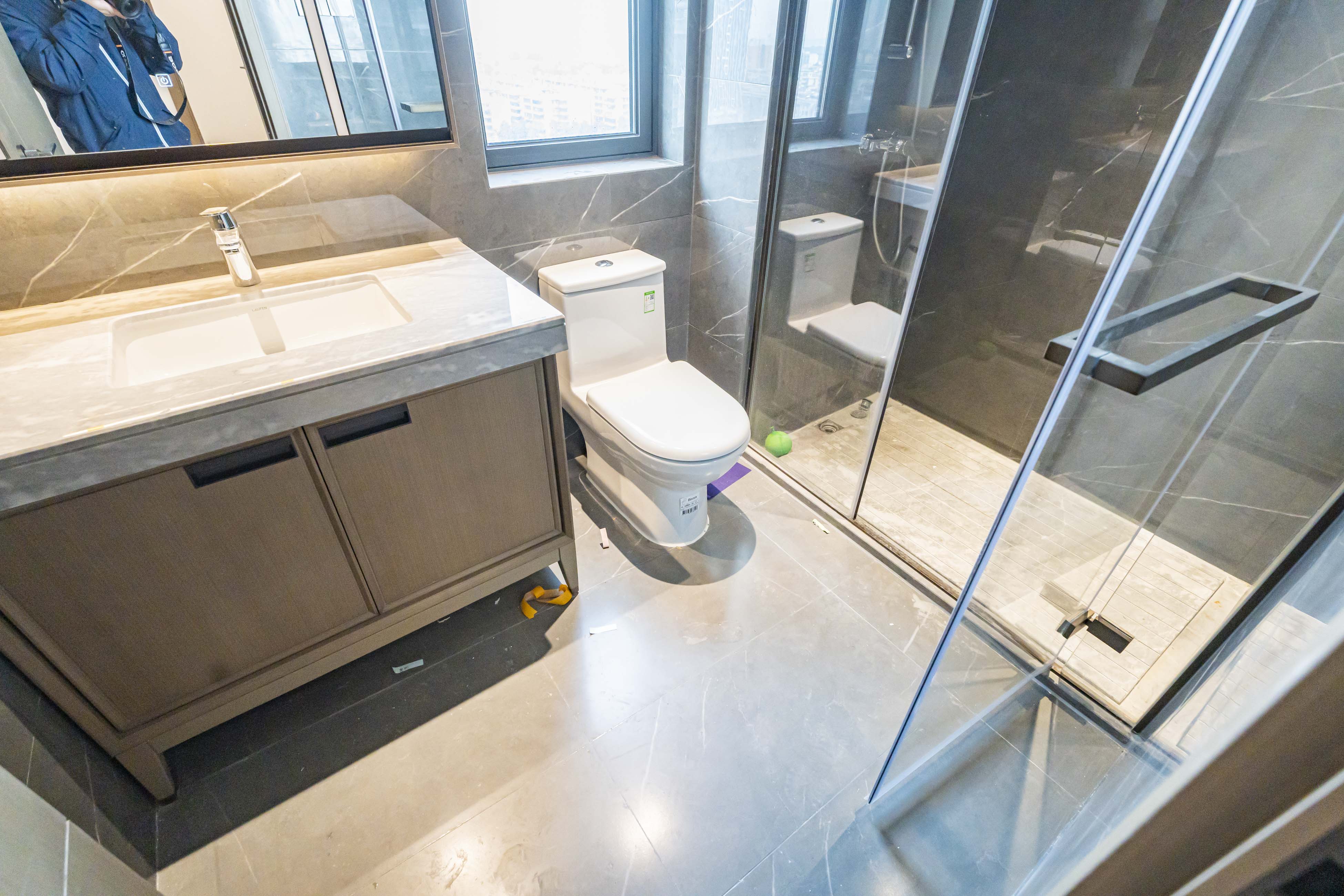 建发养云  4室2厅2卫   528.00万卫生间