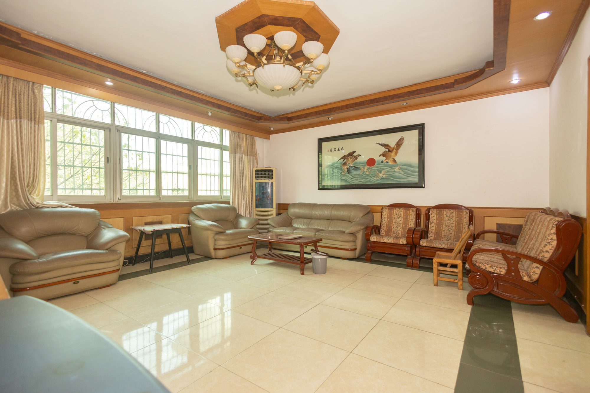 长沙县政府宿舍(星邻南苑)  3室2厅1卫    72.8万 长沙县政府宿舍(星邻南苑)  3室2厅1卫    72.8万客厅