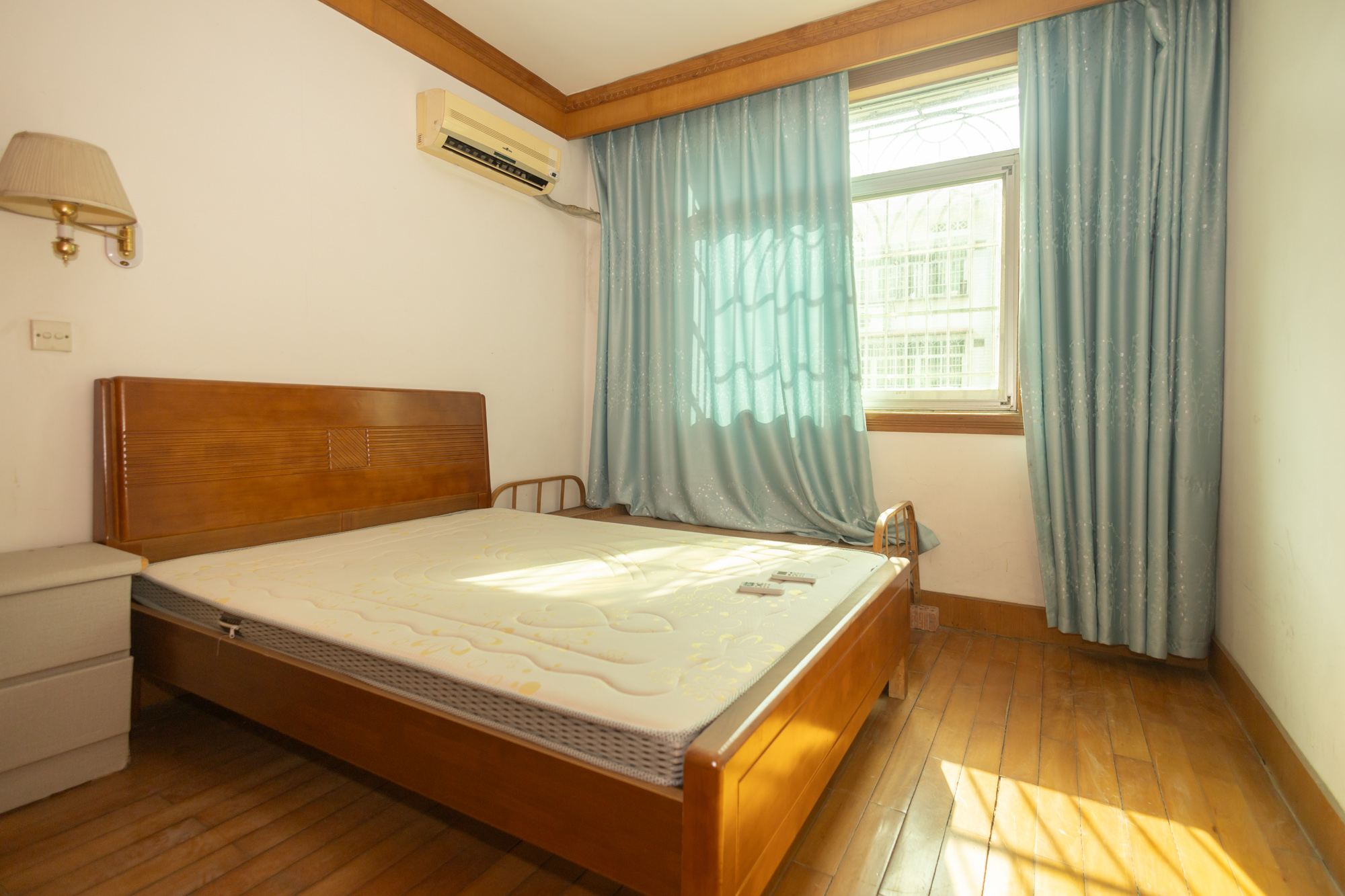 长沙县政府宿舍(星邻南苑)  3室2厅1卫    72.8万 长沙县政府宿舍(星邻南苑)  3室2厅1卫    72.8万卧室