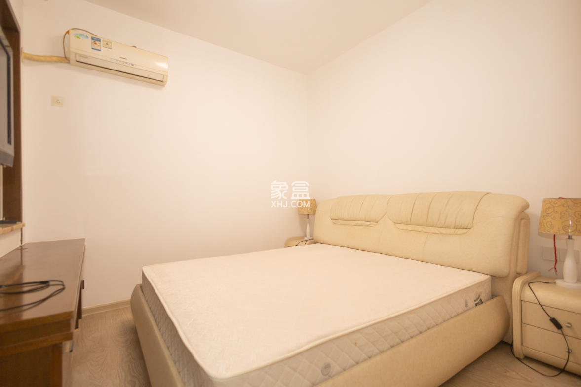 开源鑫景  2室2厅1卫    36.0万 开源鑫景  2室2厅1卫    36.0万卧室