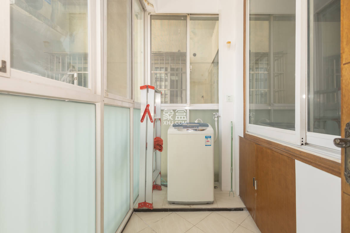 开源鑫景  2室2厅1卫    36.0万 开源鑫景  2室2厅1卫    36.0万阳台