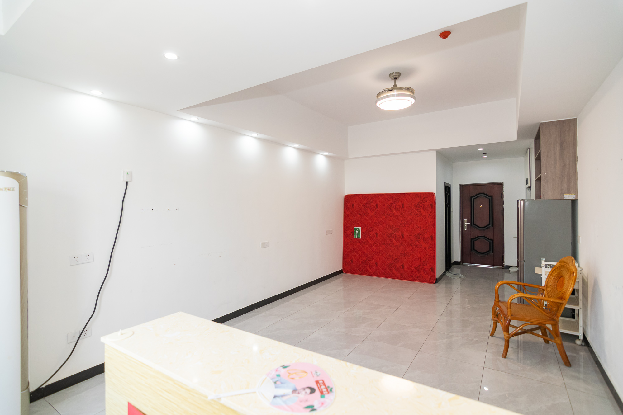 西湖星城公馆  1室1厅1卫    21.0万 西湖星城公馆  1室1厅1卫    21.0万客厅